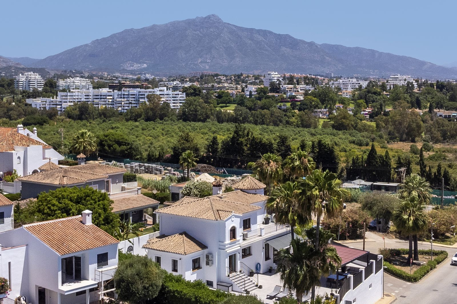  Image of Villa - 6 Bedrooms - 5 Bathrooms for sale in Malaga-Estepona-Spain, Image 34