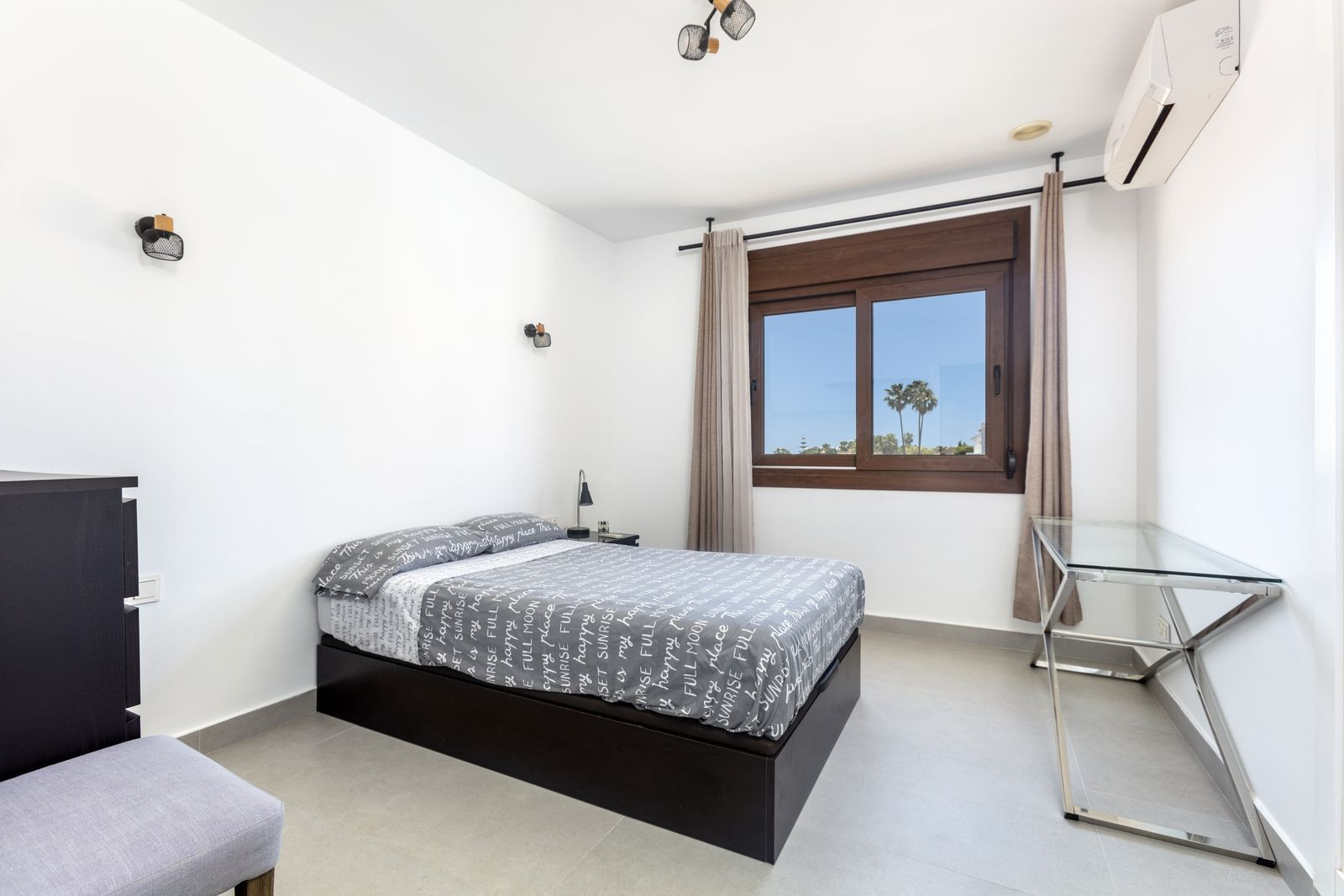  Image of Villa - 6 Bedrooms - 5 Bathrooms for sale in Malaga-Estepona-Spain, Image 18