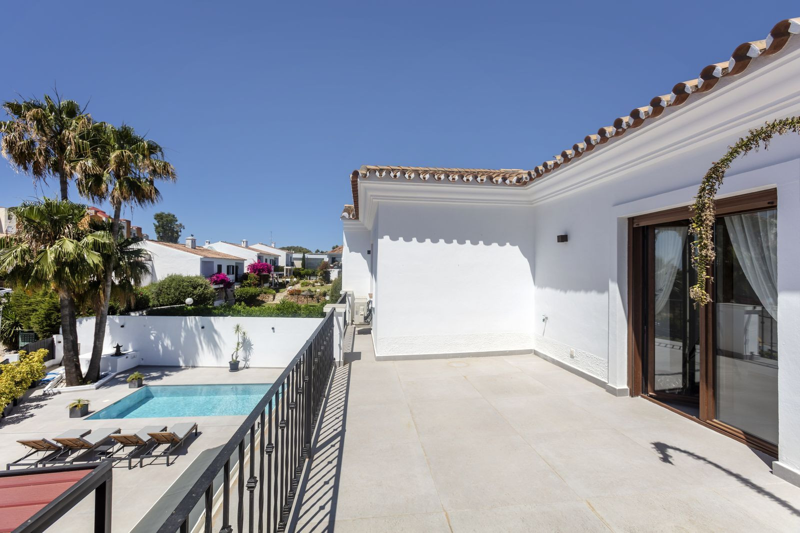  Image of Villa - 6 Bedrooms - 5 Bathrooms for sale in Malaga-Estepona-Spain, Image 6