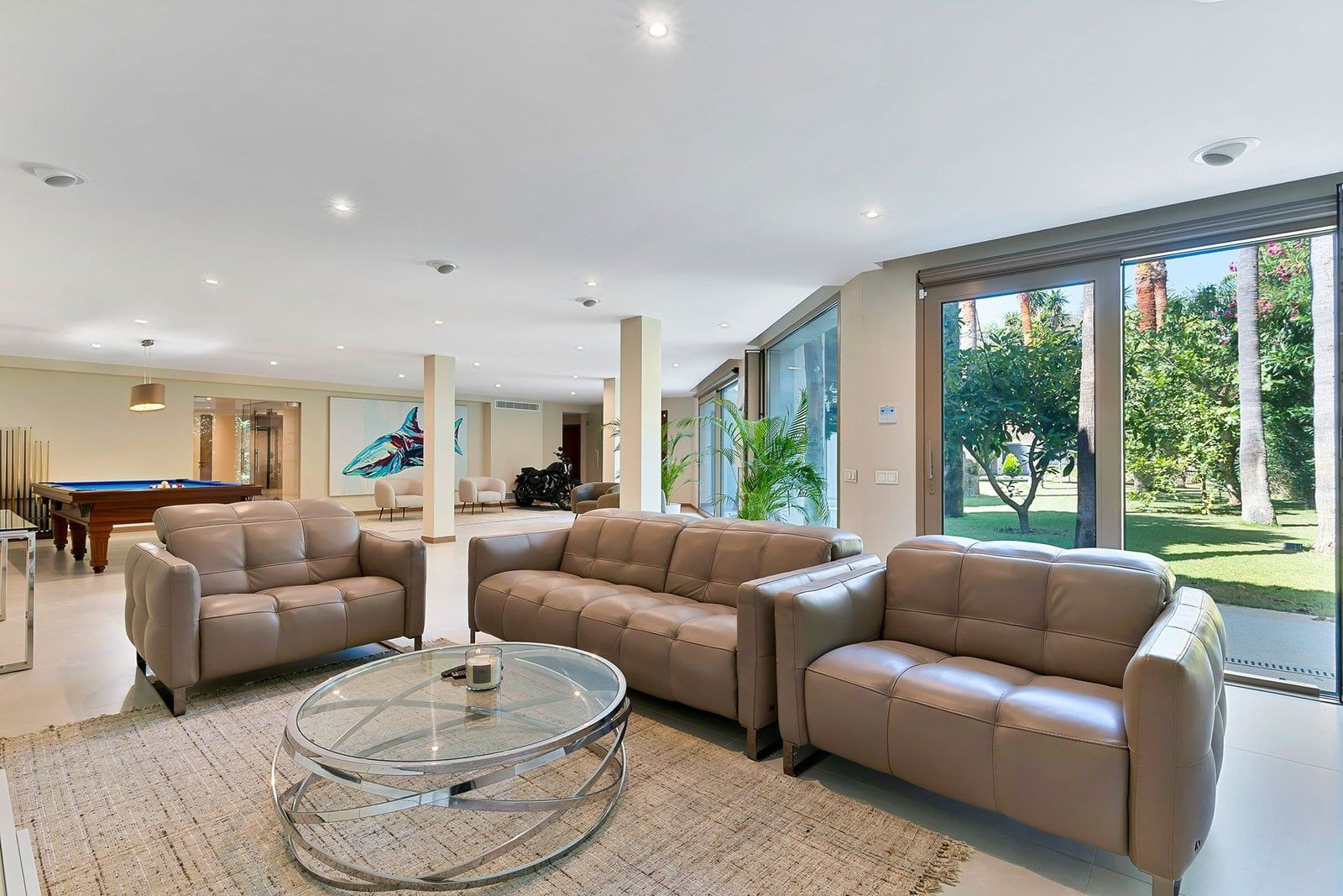  Image of Villa - 6 Bedrooms - 9 Bathrooms for sale in Malaga-San Pedro de Alcantara-Spain, Image 31