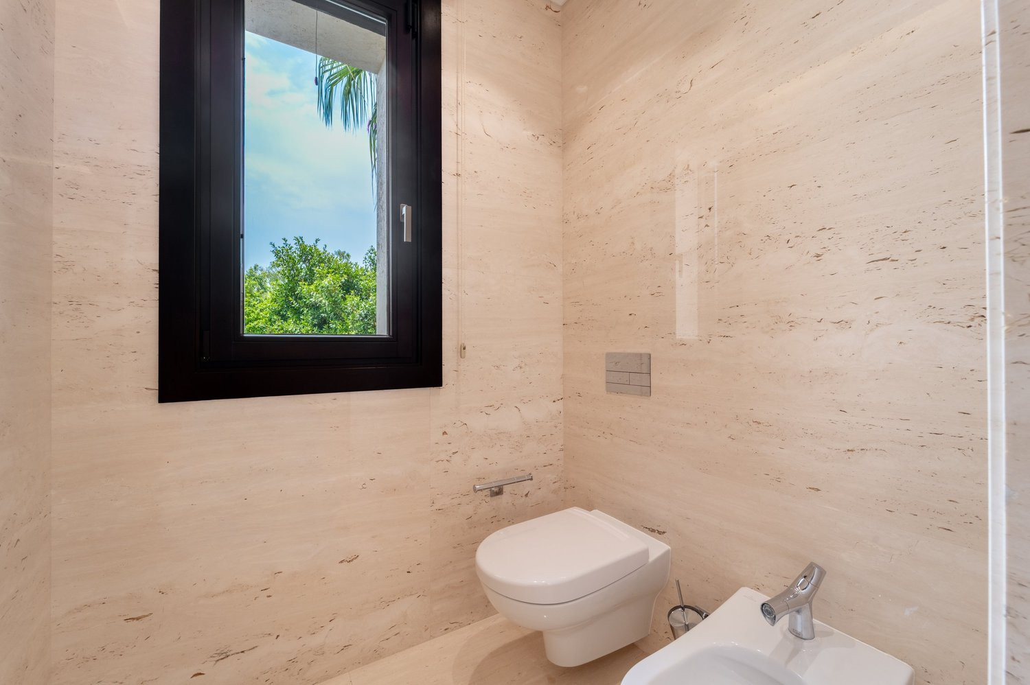  Image of Villa - 5 Bedrooms - 6 Bathrooms for sale in Malaga-Marbella-Spain, Image 25