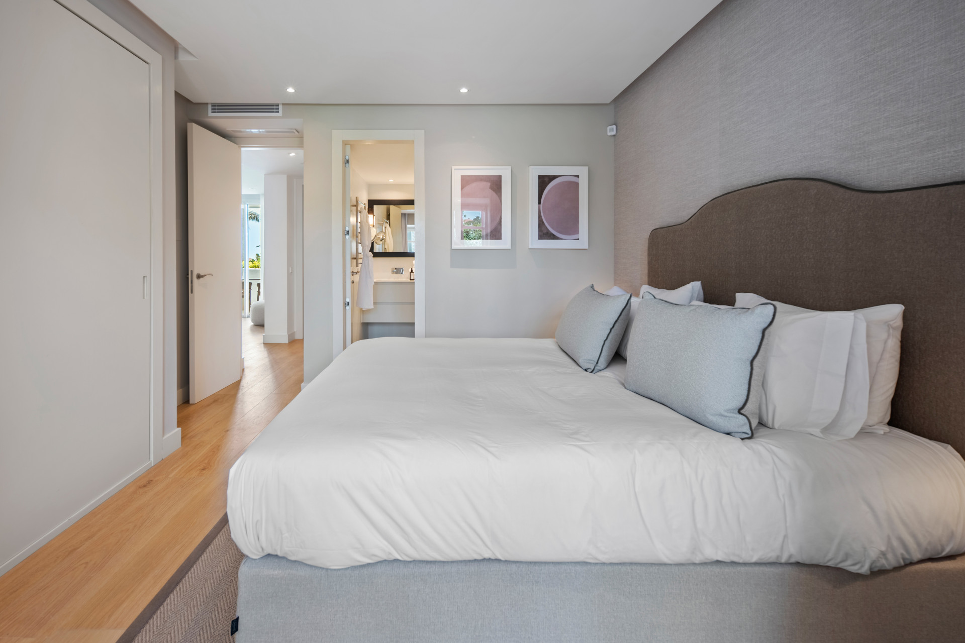  Image of Apartment - 3 Bedrooms - 3 Bathrooms for sale in Malaga-Marbella-Spain, Image 27