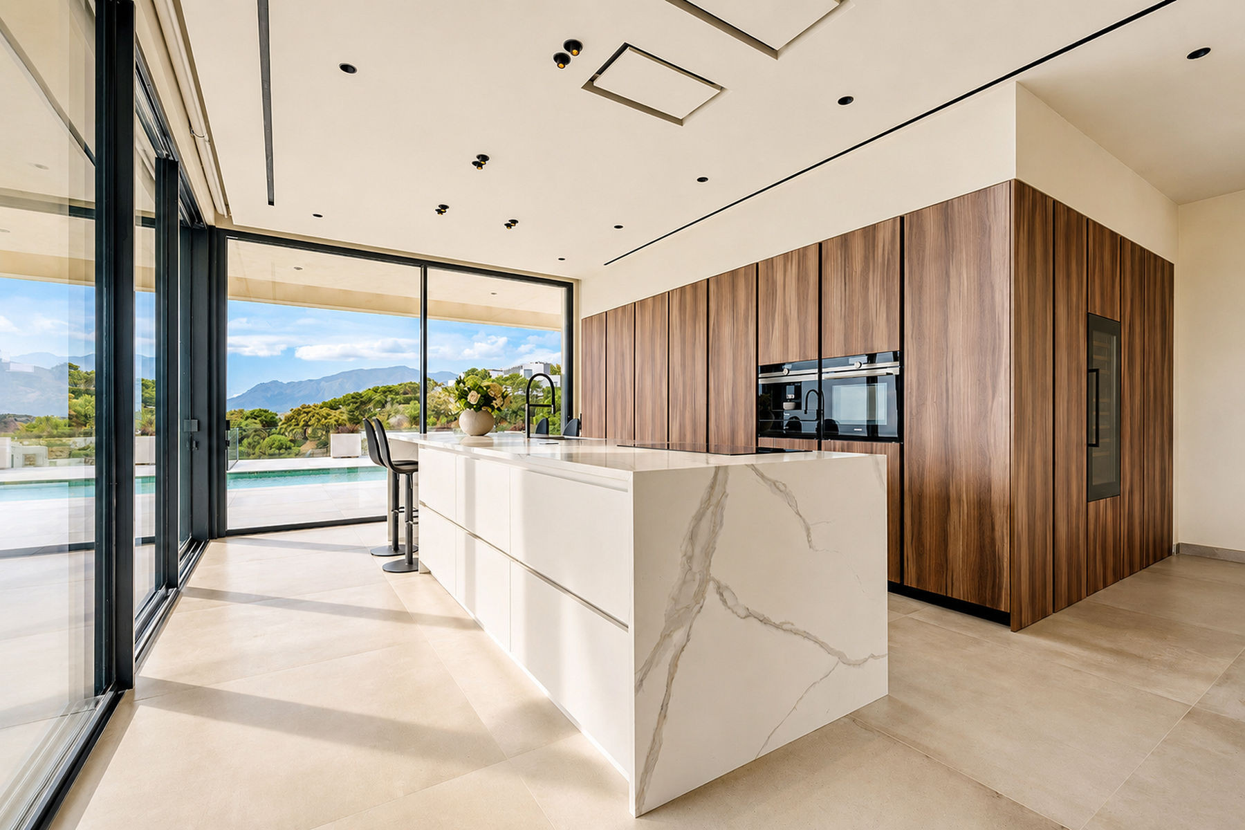  Image of Villa - 5 Bedrooms - 5 Bathrooms for sale in Malaga-Benahavis-Spain, Image 6