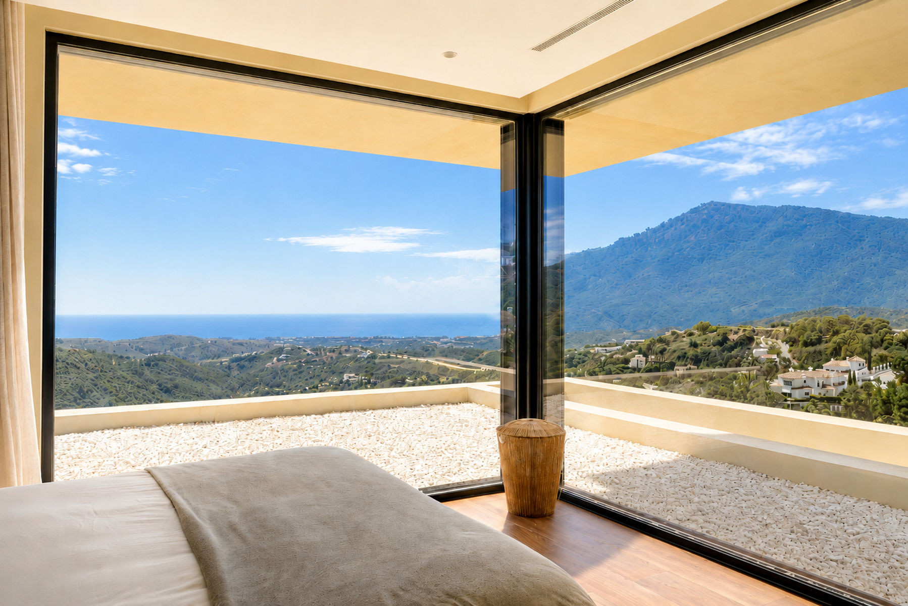  Image of Villa - 5 Bedrooms - 5 Bathrooms for sale in Malaga-Benahavis-Spain, Image 26