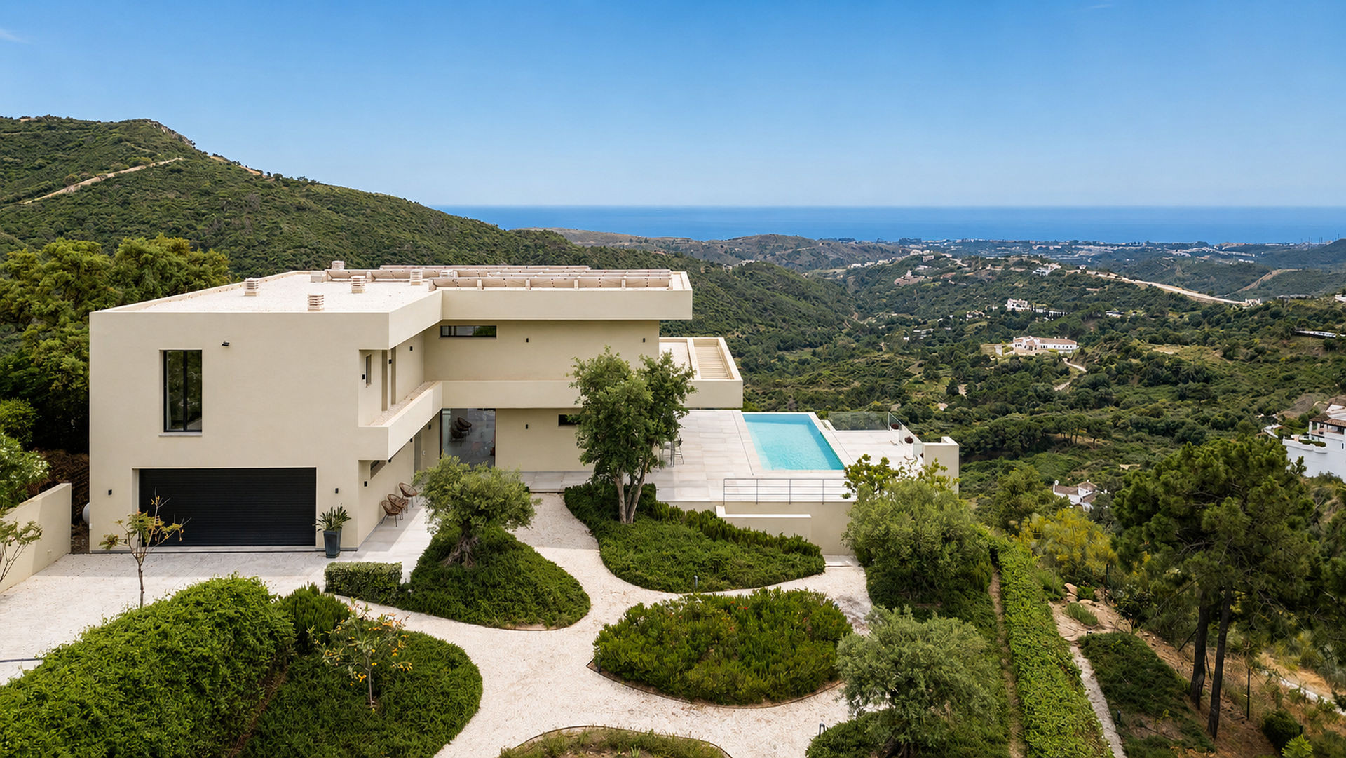  Image of Villa - 5 Bedrooms - 5 Bathrooms for sale in Malaga-Benahavis-Spain, Image 18