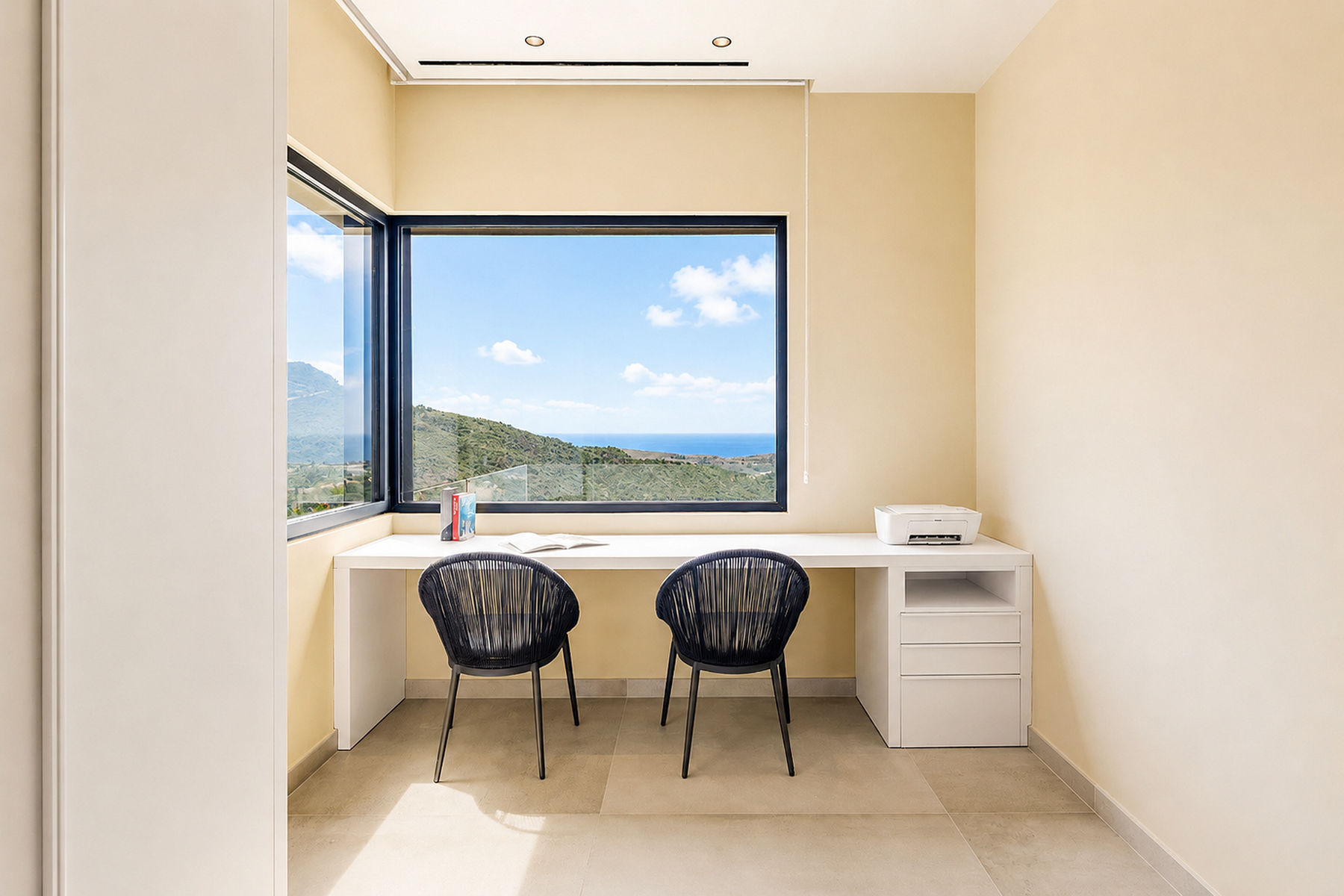  Image of Villa - 5 Bedrooms - 5 Bathrooms for sale in Malaga-Benahavis-Spain, Image 36