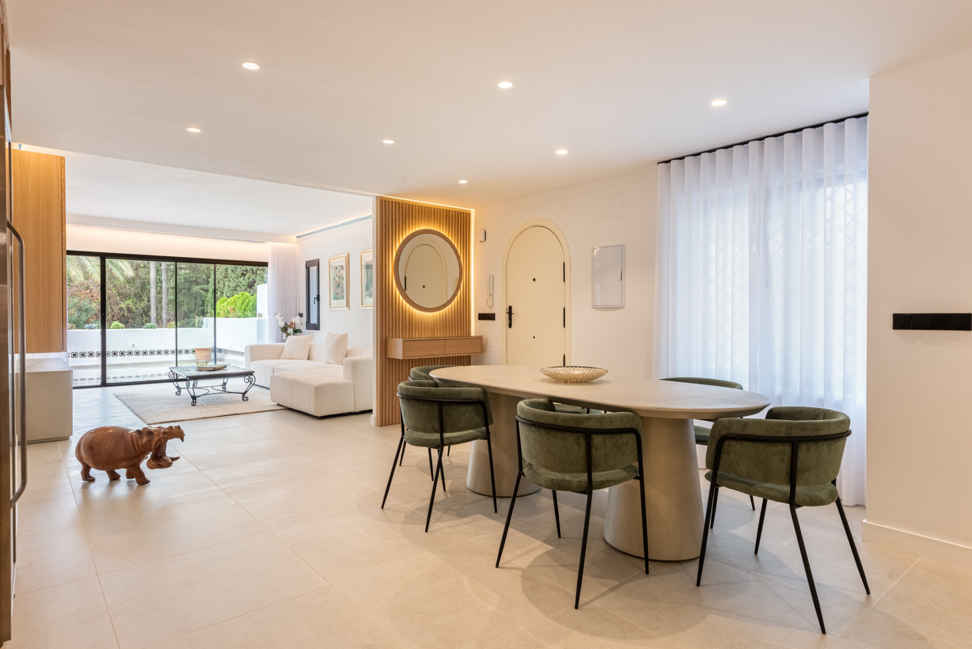 Image of Apartment - 3 Bedrooms - 3 Bathrooms for Sale in Malaga-Marbella-Spain, Image 4