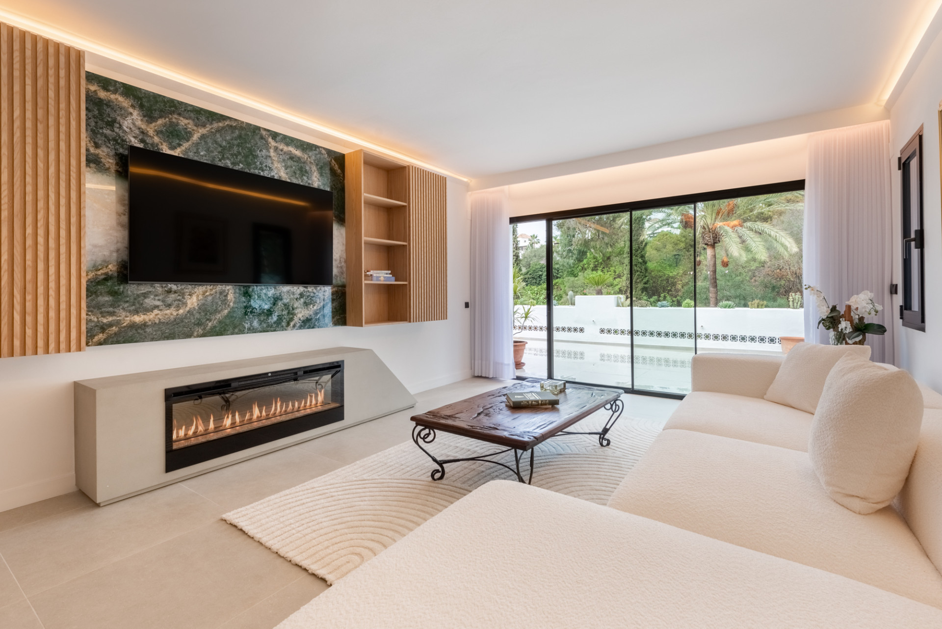 Image of Apartment - 3 Bedrooms - 3 Bathrooms for Sale in Malaga-Marbella-Spain, Image 1