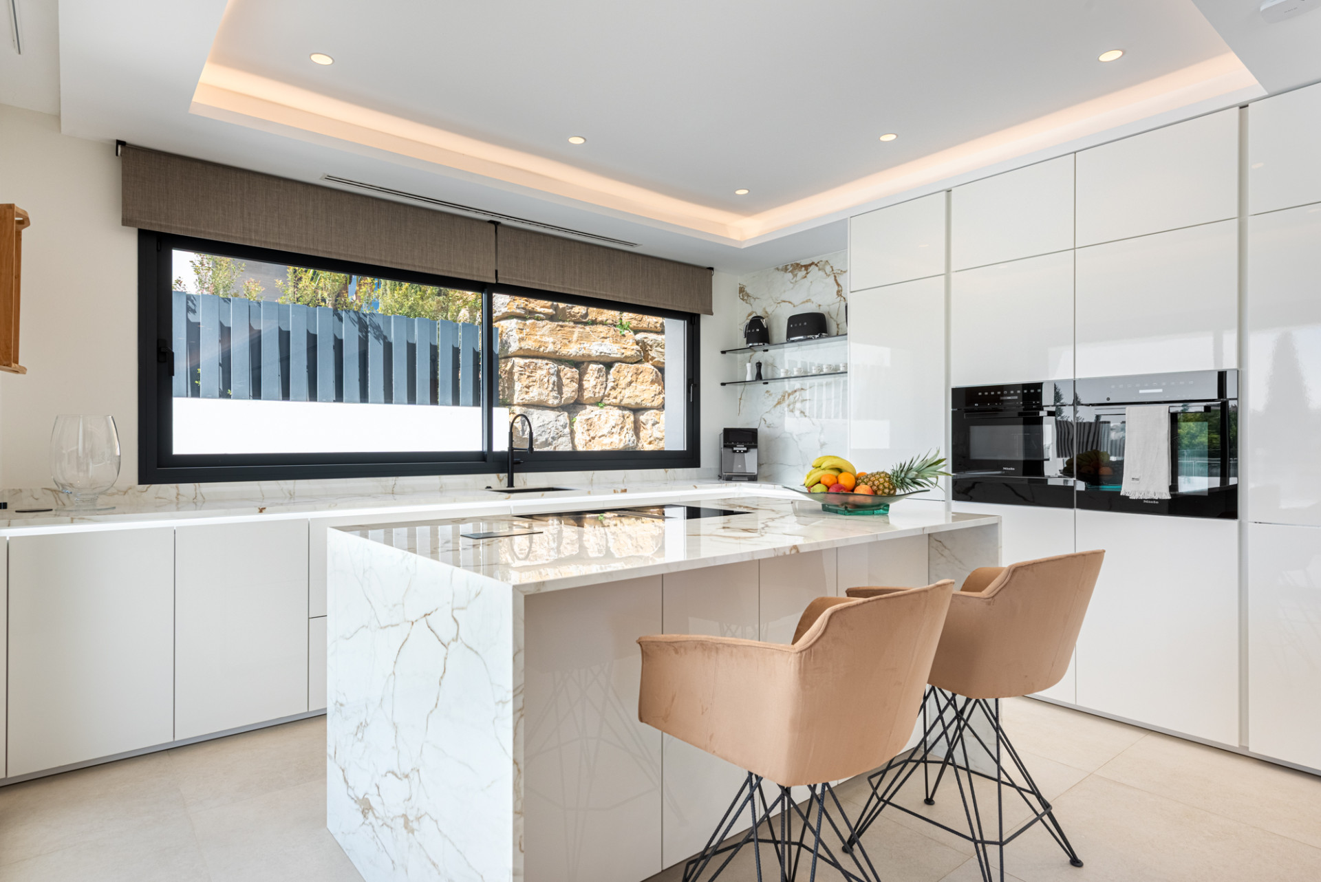  Image of Villa - 4 Bedrooms - 4 Bathrooms for sale in Malaga-Casares-Spain, Image 8
