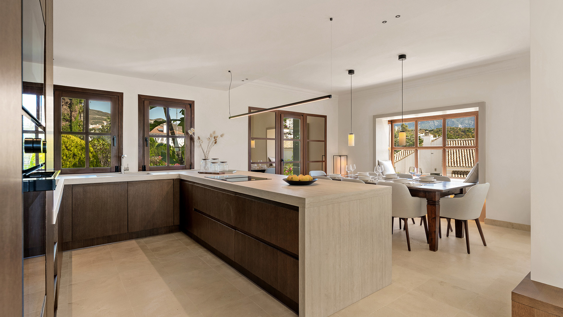  Image of Villa - 4 Bedrooms - 4 Bathrooms for sale in Malaga-Marbella-Spain, Image 9