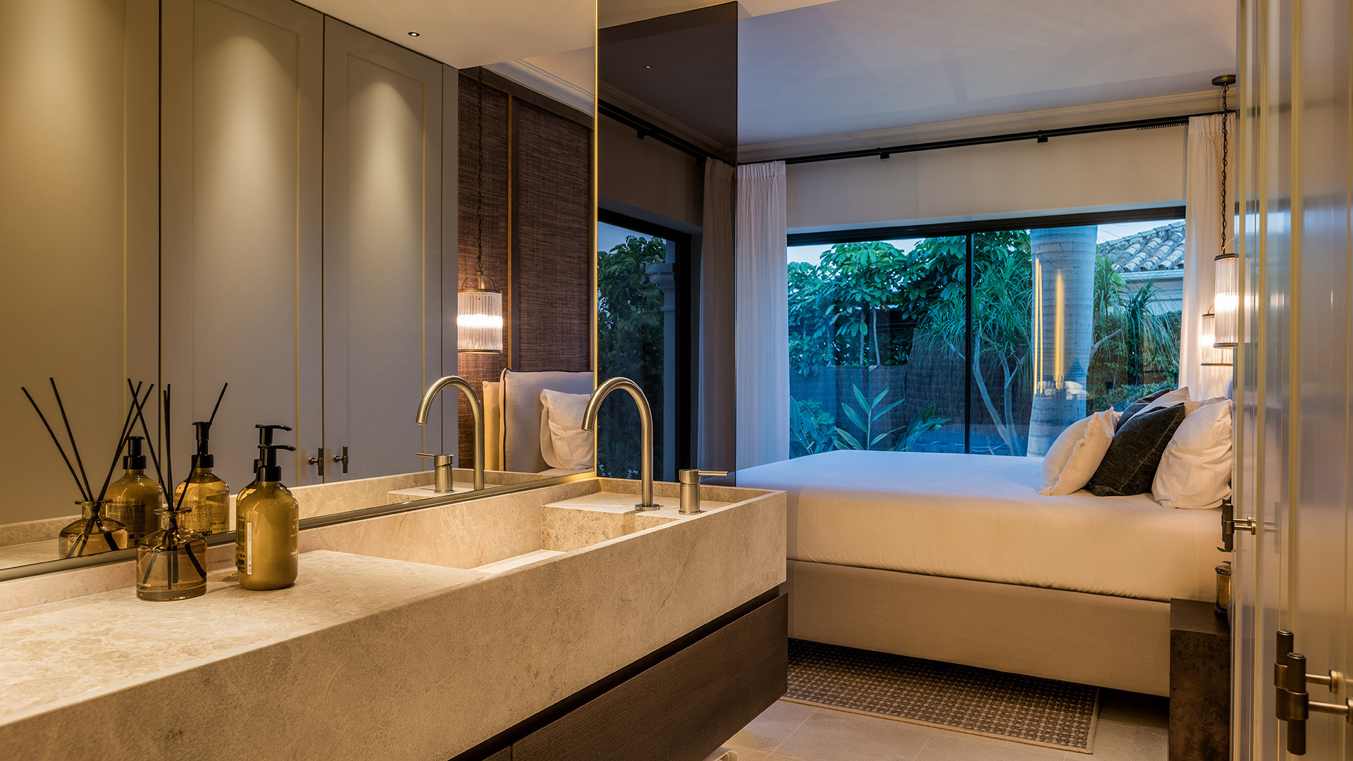  Image of Villa - 4 Bedrooms - 4 Bathrooms for sale in Malaga-Marbella-Spain, Image 46