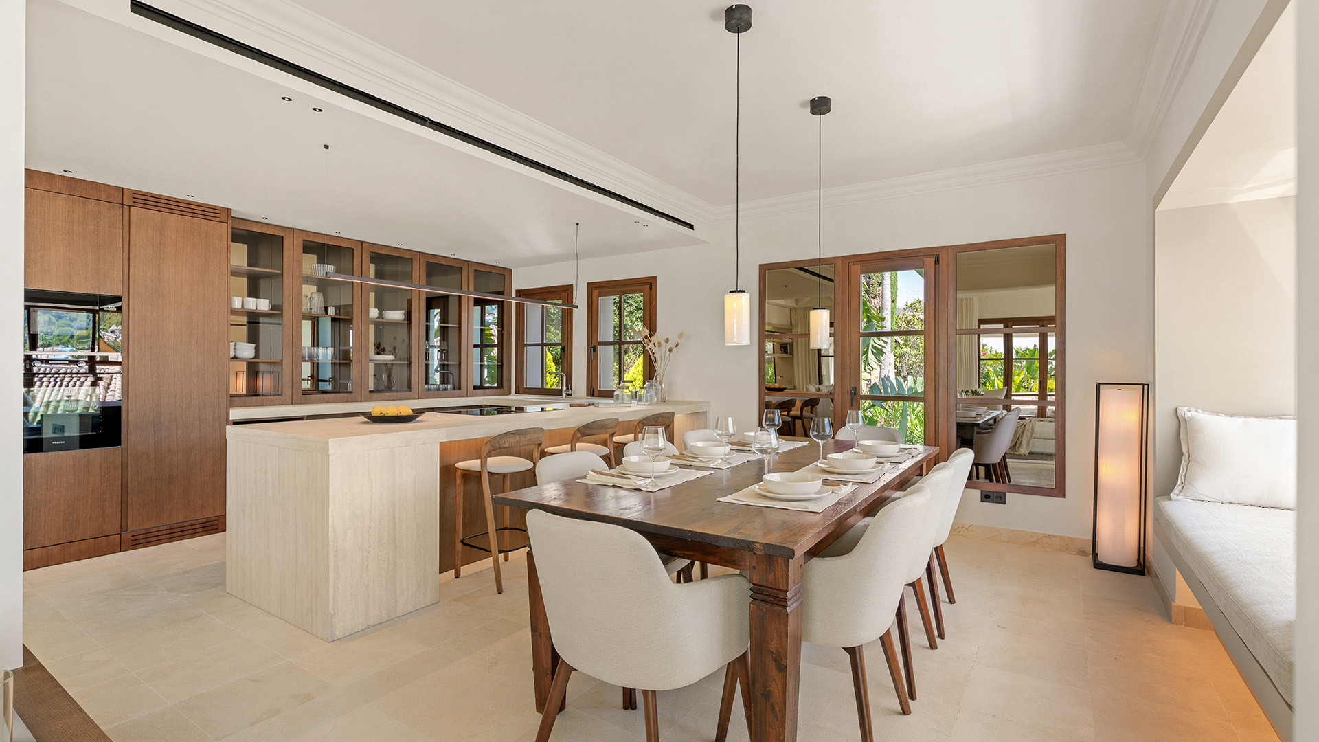  Image of Villa - 4 Bedrooms - 4 Bathrooms for sale in Malaga-Marbella-Spain, Image 7