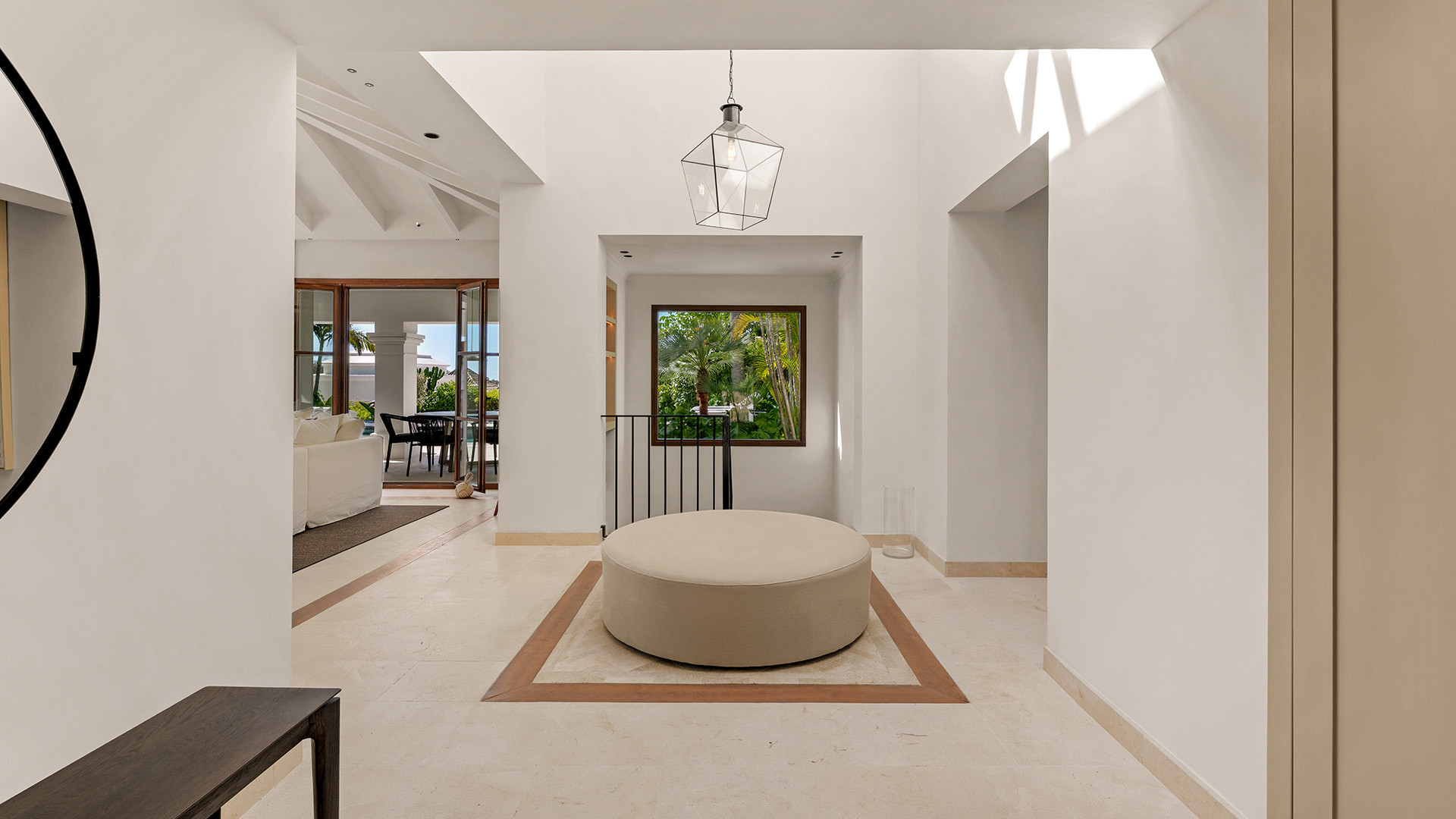  Image of Villa - 4 Bedrooms - 4 Bathrooms for sale in Malaga-Marbella-Spain, Image 22