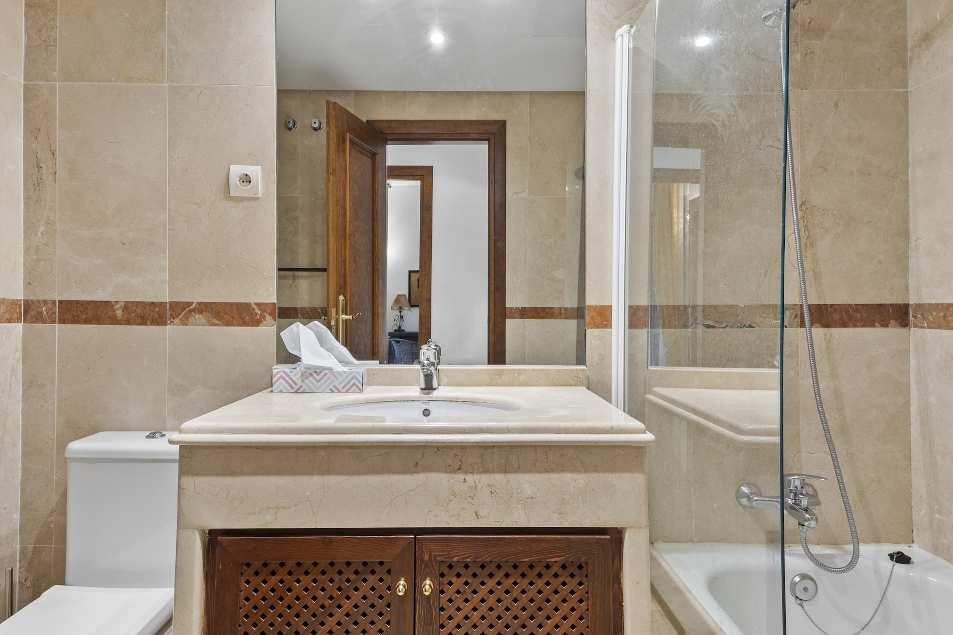  Image of Apartment - 3 Bedrooms - 2 Bathrooms for sale in Malaga-Marbella-Spain, Image 21