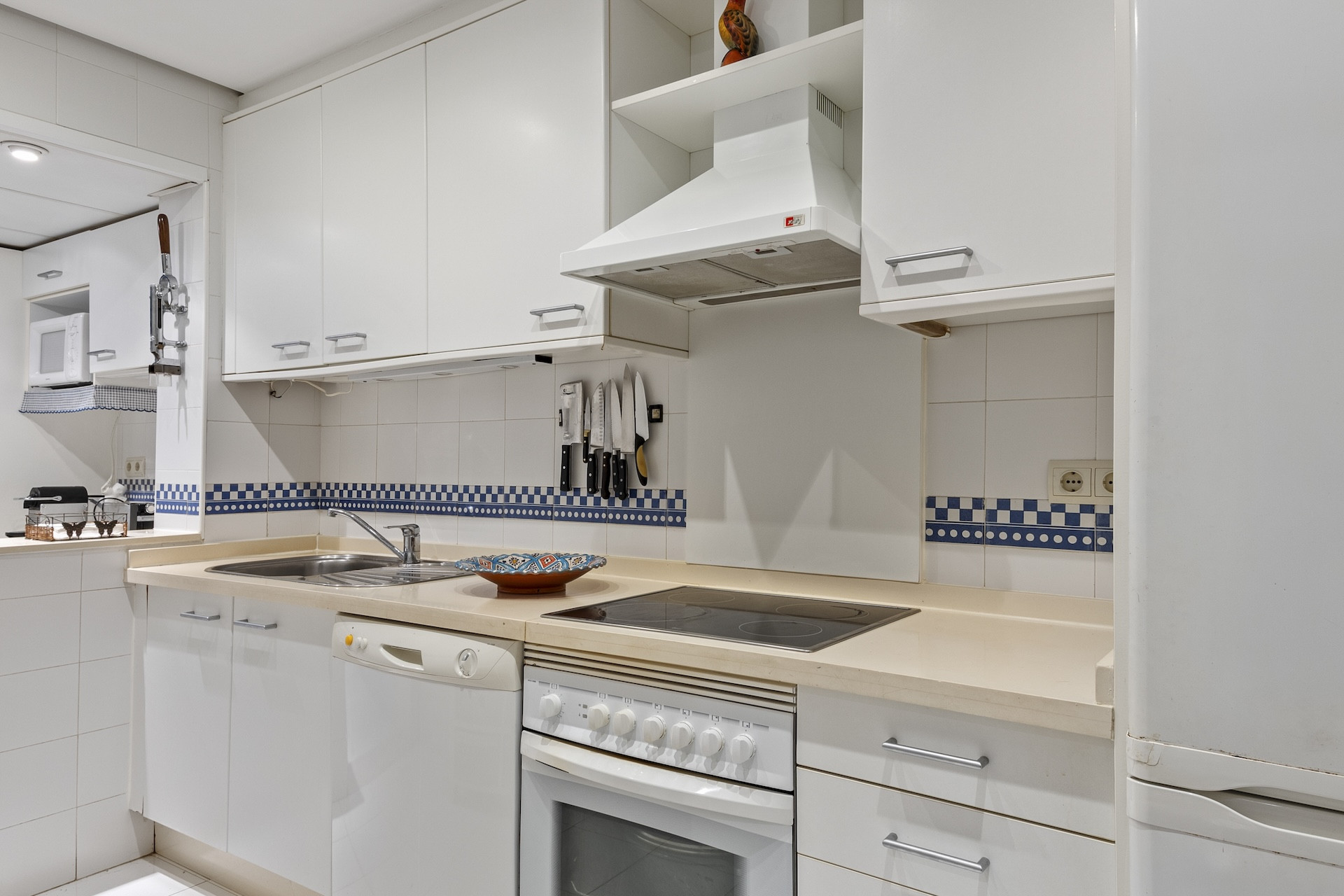  Image of Apartment - 3 Bedrooms - 2 Bathrooms for sale in Malaga-Marbella-Spain, Image 11