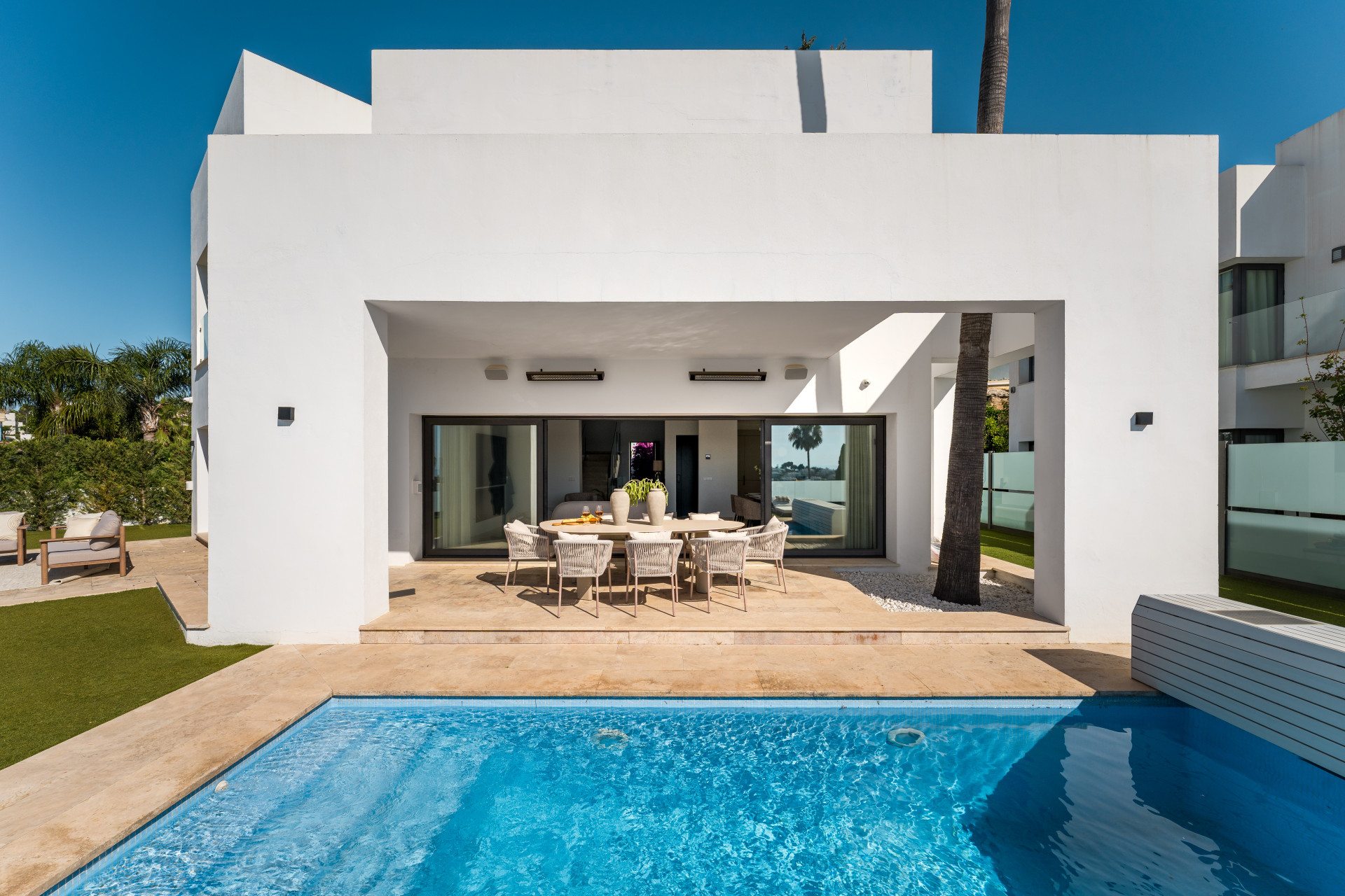  Image of Villa - 5 Bedrooms - 5 Bathrooms for sale in Malaga-Benahavis-Spain, Image 9