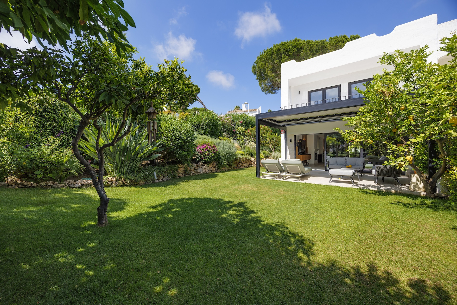 Image of Semi Detached House - 3 Bedrooms - 2 Bathrooms for Sale in Malaga-Marbella-Spain, Image 1