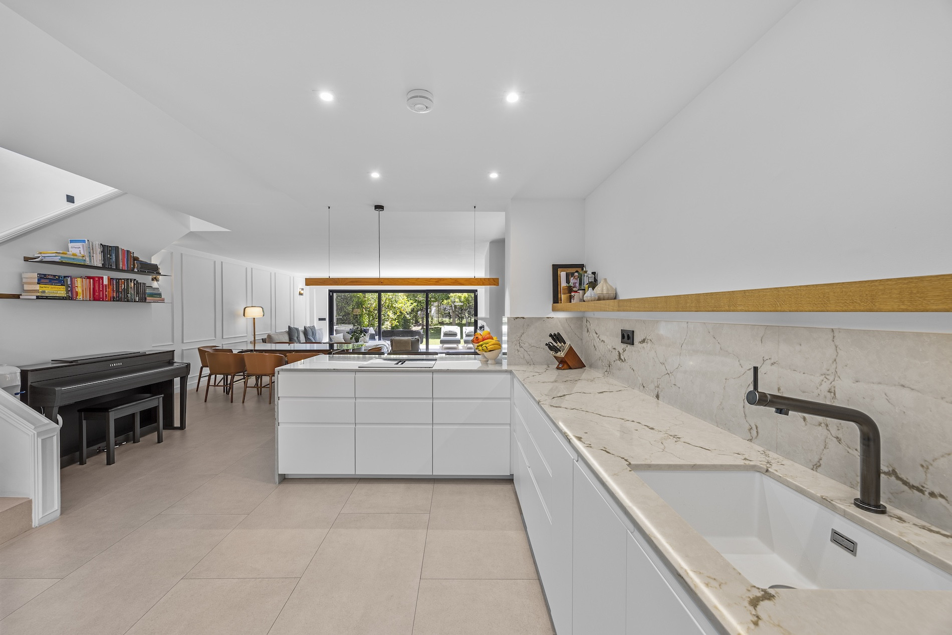  Image of Semi Detached House - 3 Bedrooms - 2 Bathrooms for sale in Malaga-Marbella-Spain, Image 12
