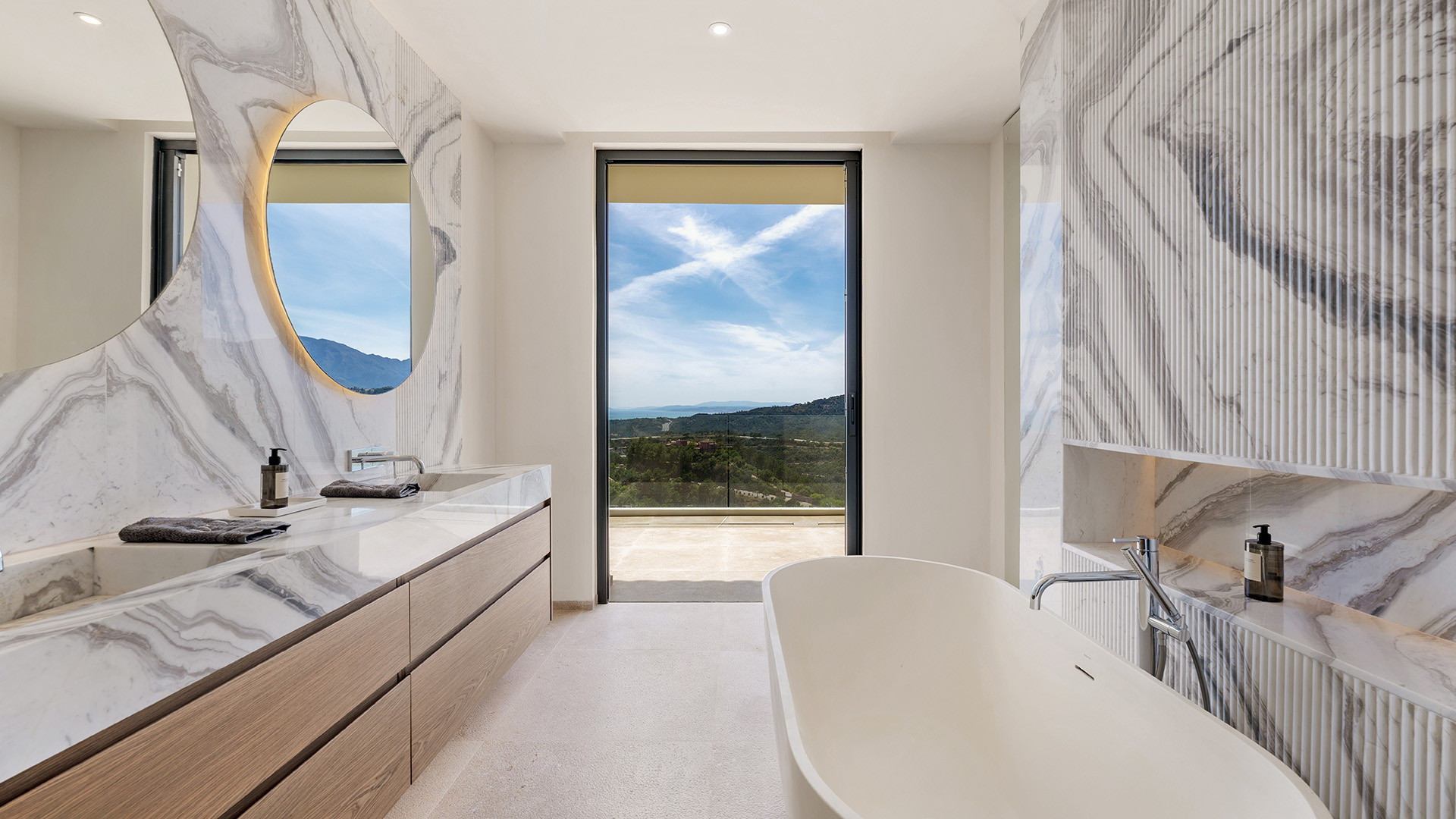  Image of Villa - 5 Bedrooms - 5 Bathrooms for sale in Malaga-Benahavis-Spain, Image 31