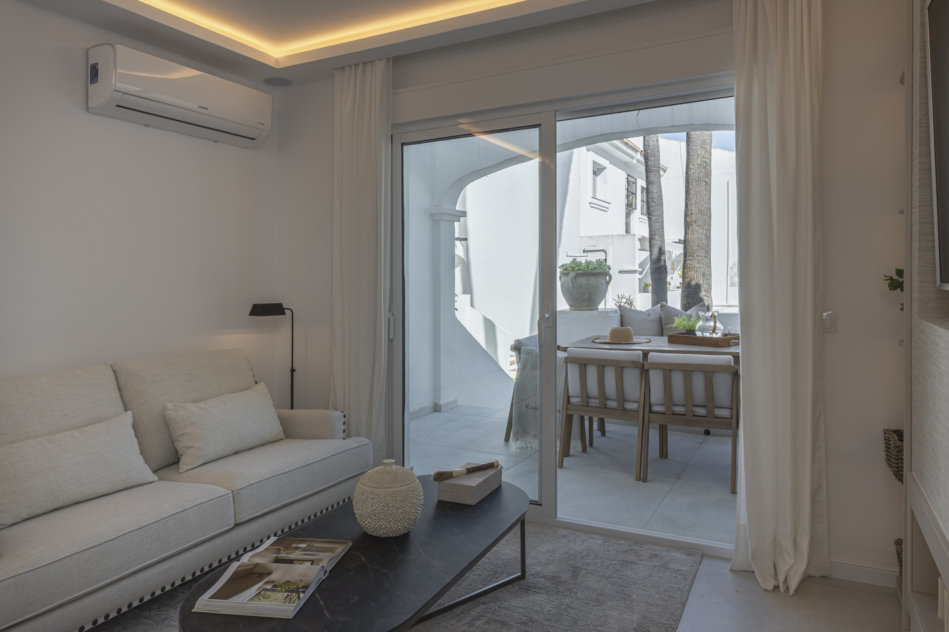 Image of Town House - 4 Bedrooms - 4 Bathrooms for Sale in Malaga-Marbella-Spain, Image 3
