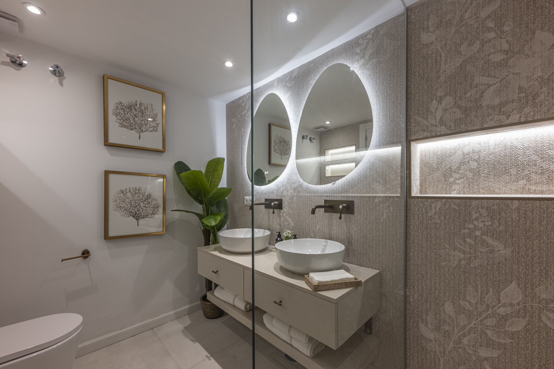  Image of Town House - 4 Bedrooms - 4 Bathrooms for sale in Malaga-Marbella-Spain, Image 14