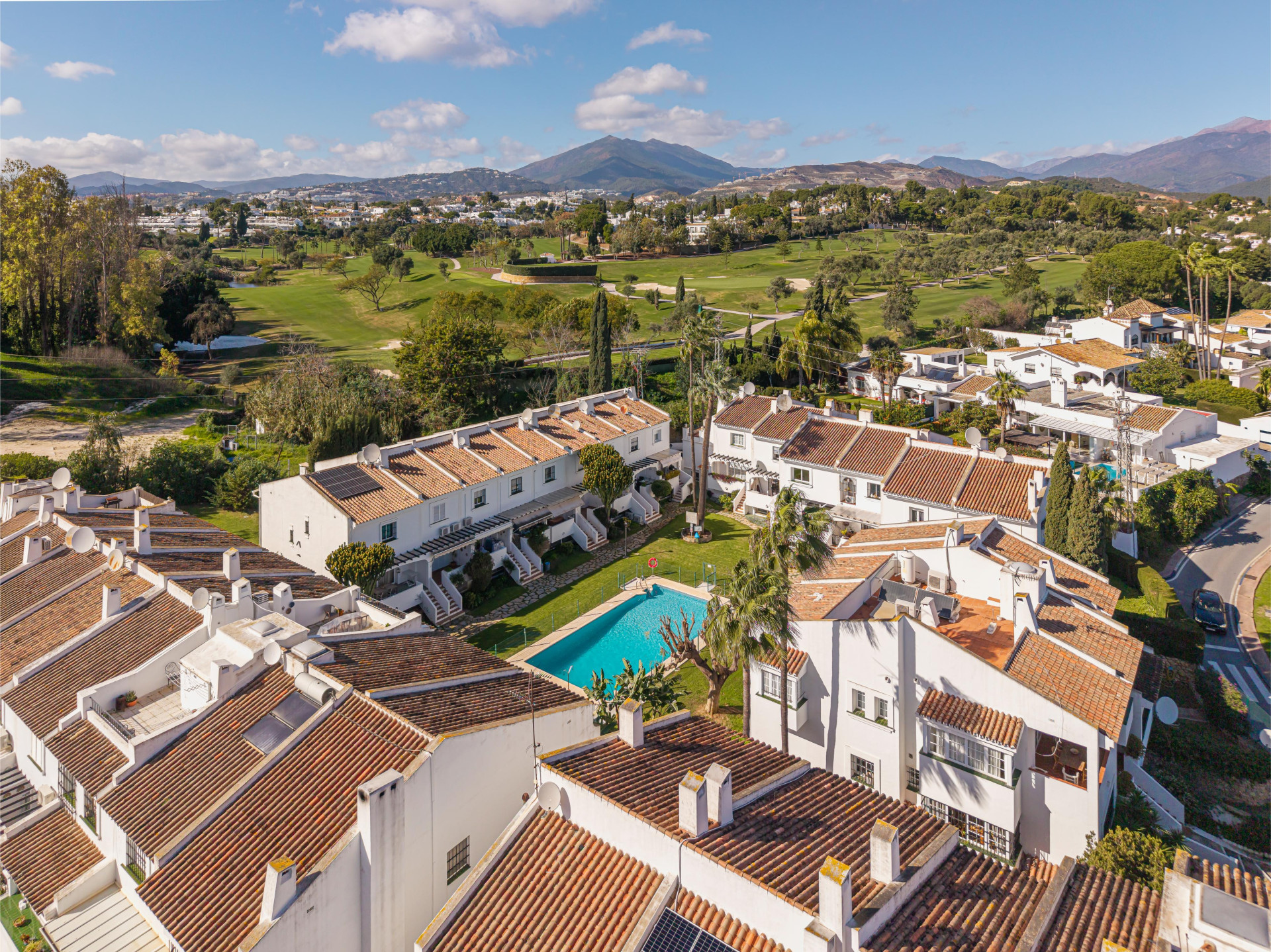  Image of Town House - 4 Bedrooms - 4 Bathrooms for sale in Malaga-Marbella-Spain, Image 22