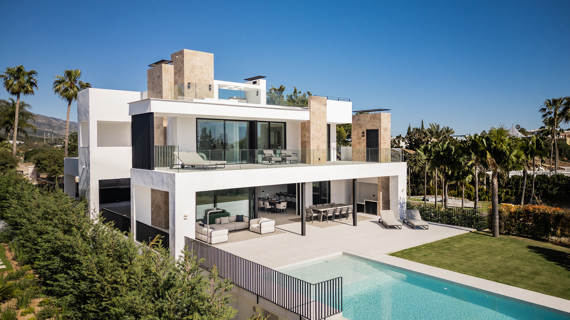 Image of Villa - 5 Bedrooms - 5 Bathrooms for Sale in Malaga-Marbella-Spain, Image 1