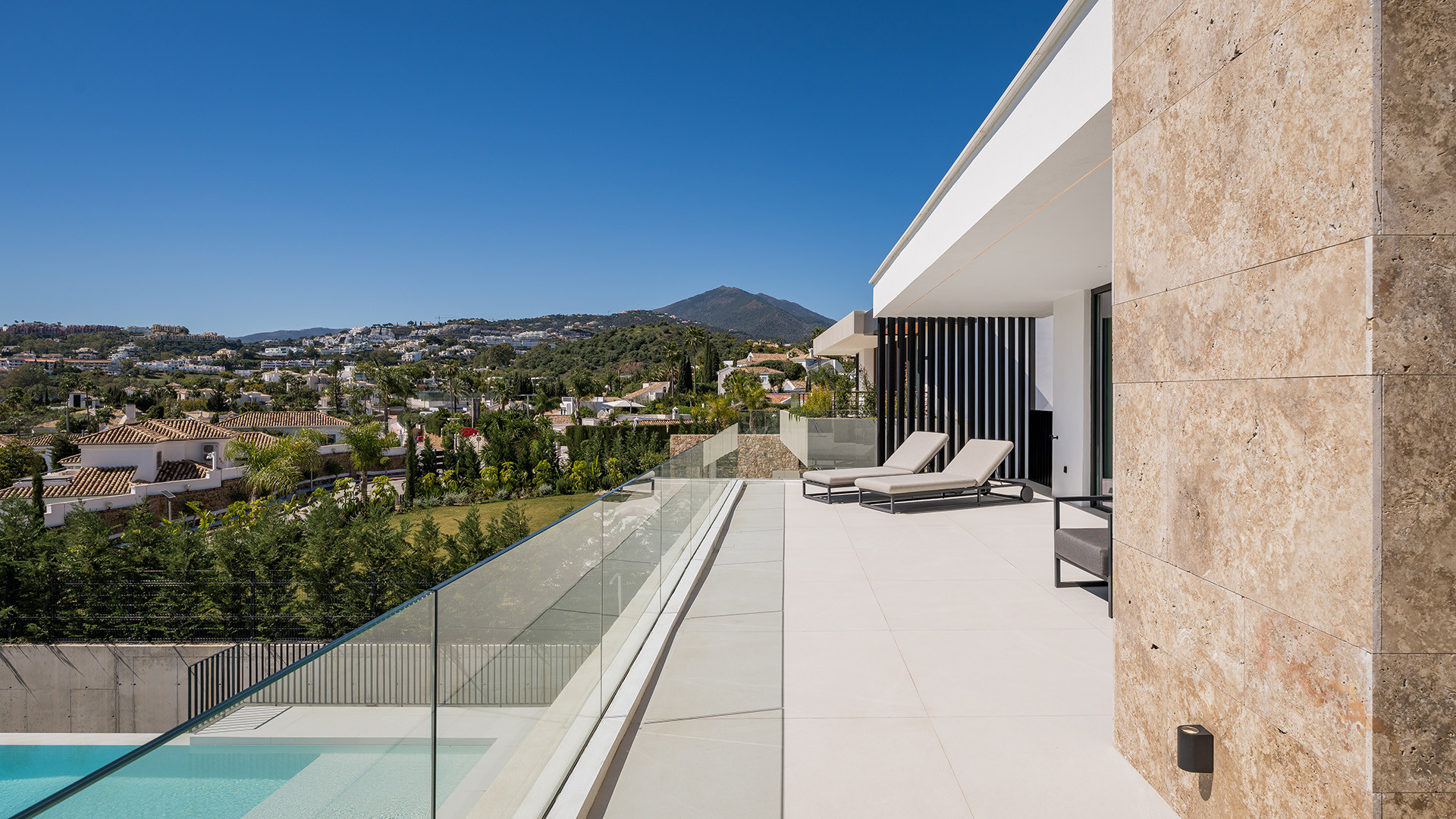  Image of Villa - 5 Bedrooms - 5 Bathrooms for sale in Malaga-Marbella-Spain, Image 7