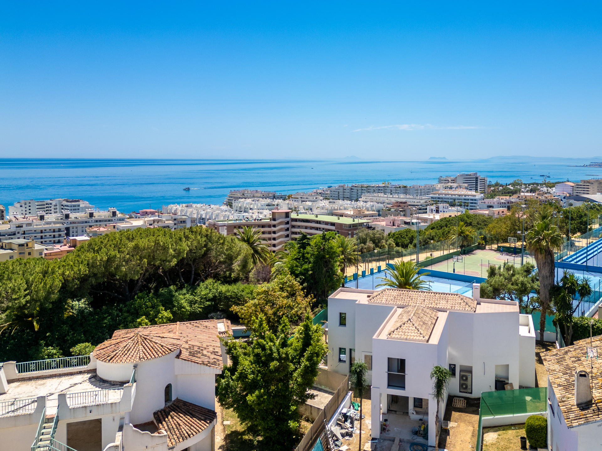  Image of Villa - 5 Bedrooms - 6 Bathrooms for sale in Malaga-Marbella-Spain, Image 12
