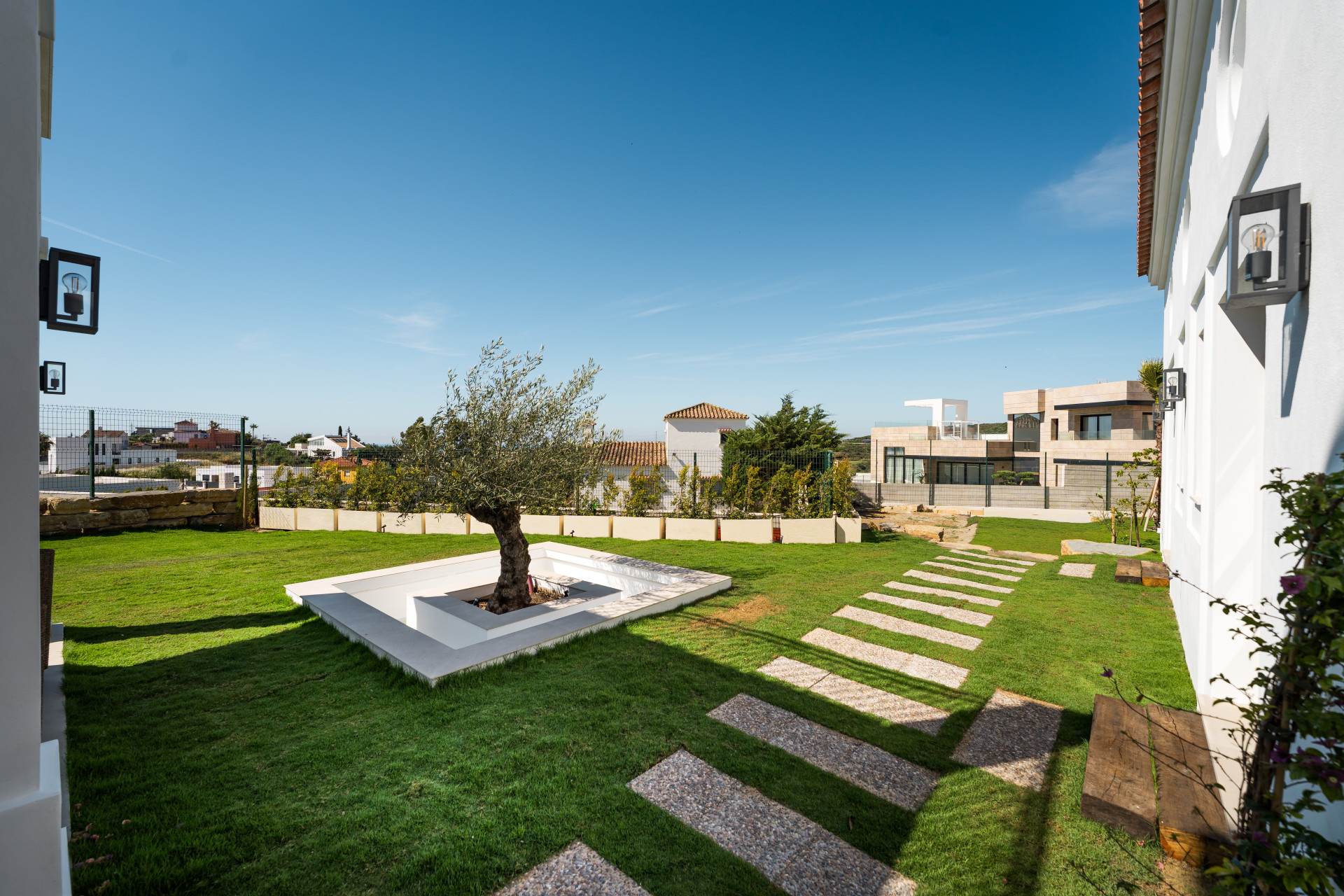  Image of Villa - 4 Bedrooms - 4 Bathrooms for sale in Malaga-Estepona-Spain, Image 27