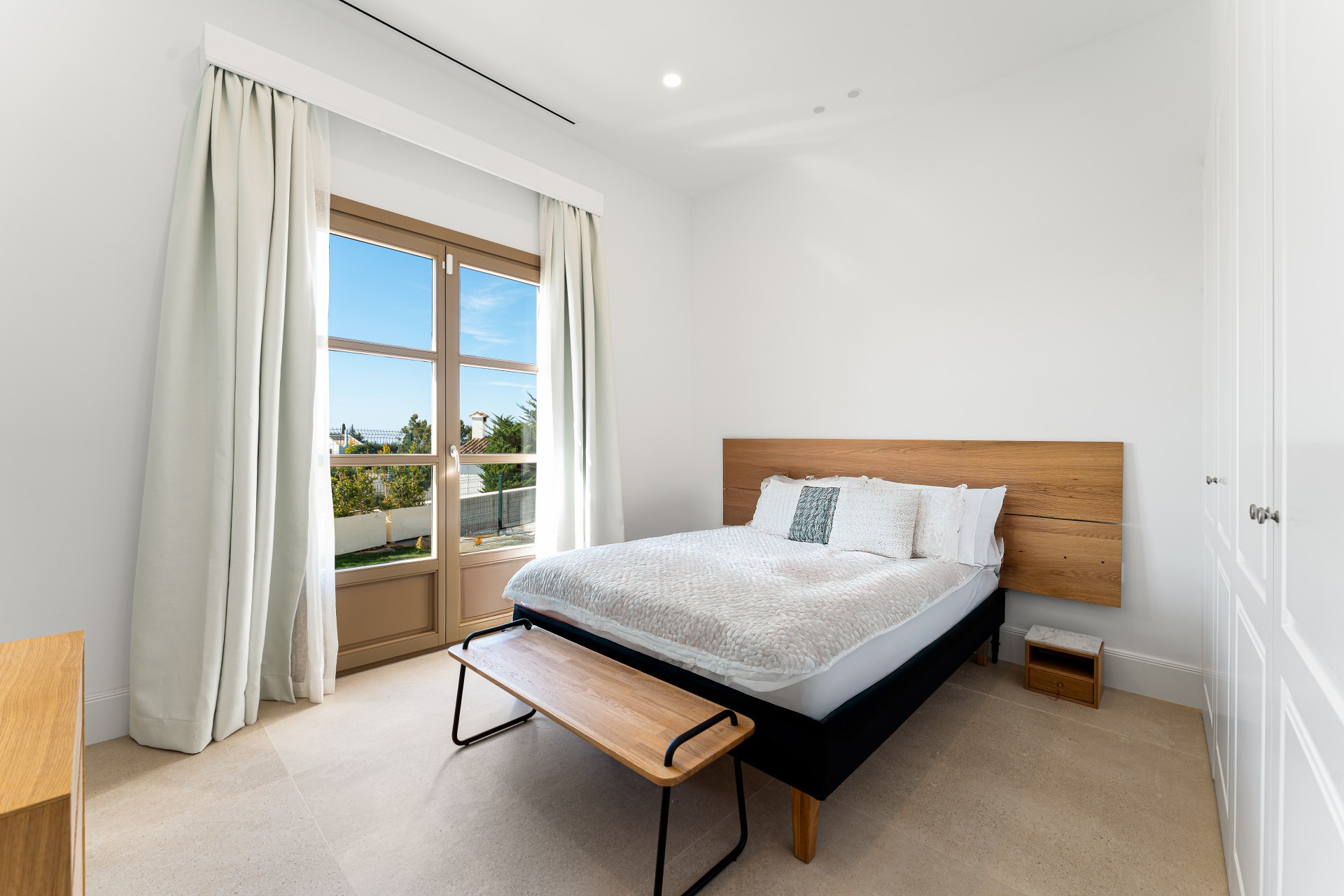  Image of Villa - 4 Bedrooms - 4 Bathrooms for sale in Malaga-Estepona-Spain, Image 14