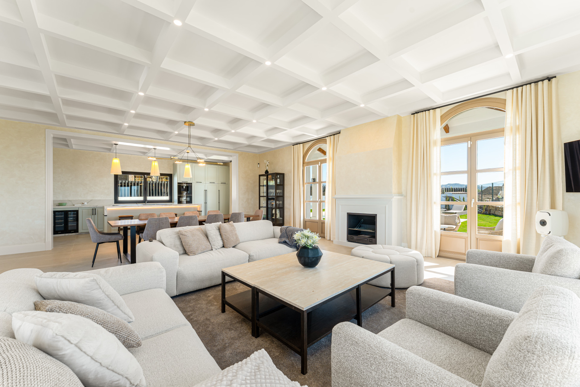  Image of Villa - 4 Bedrooms - 4 Bathrooms for sale in Malaga-Estepona-Spain, Image 7