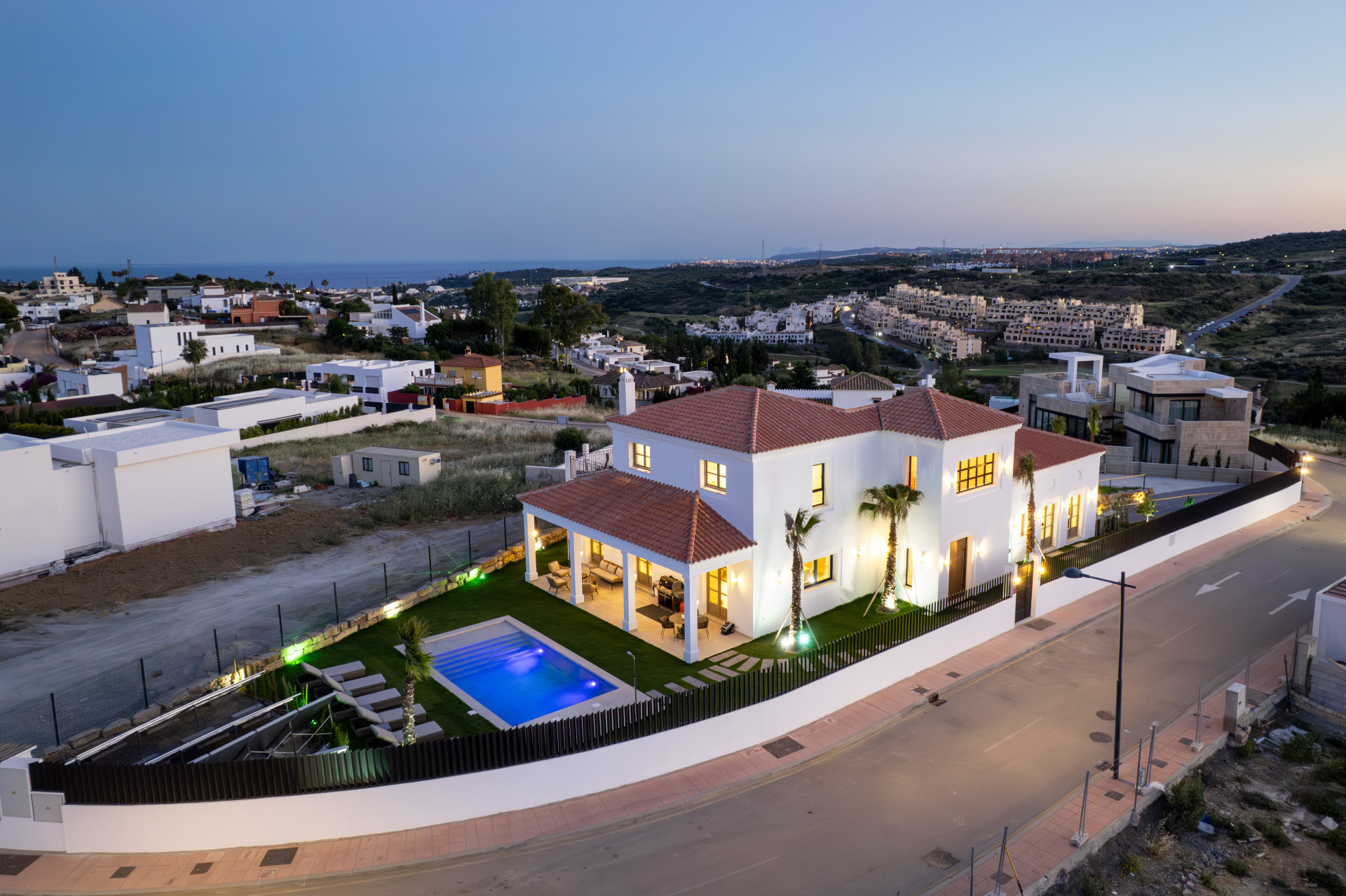  Image of Villa - 4 Bedrooms - 4 Bathrooms for sale in Malaga-Estepona-Spain, Image 34