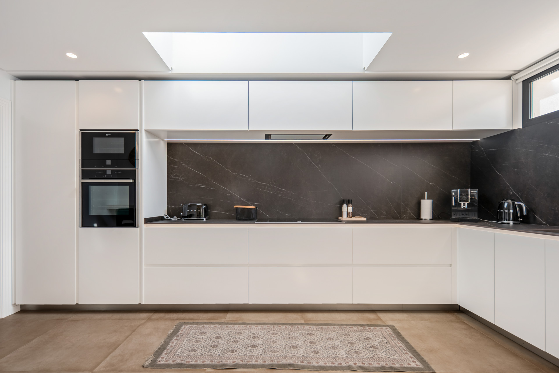  Image of Villa - 5 Bedrooms - 4 Bathrooms for sale in Malaga-Marbella-Spain, Image 14