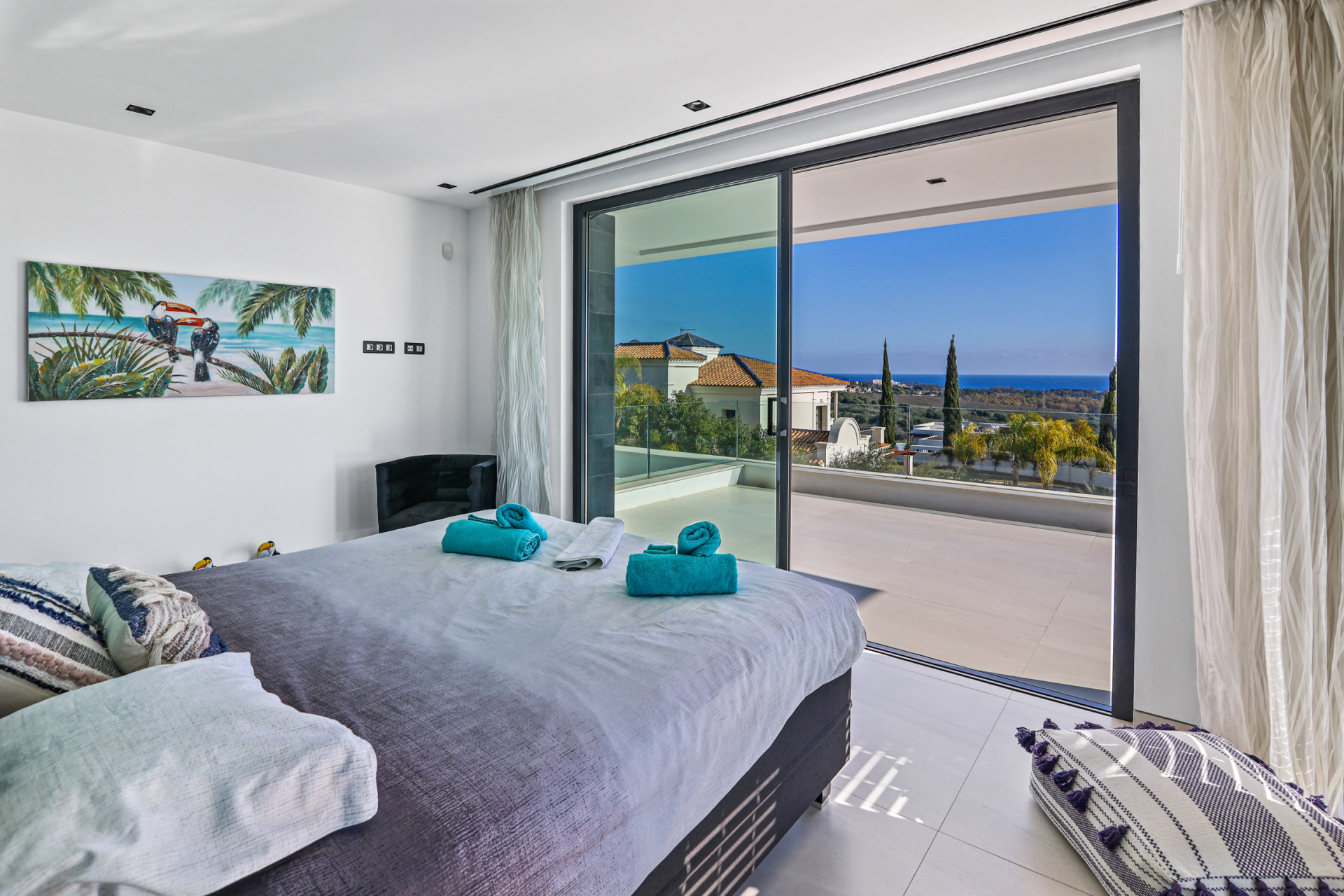 Modern Family Villa in Exclusive Gated Golf Resort Los Flamingos - Benahavís