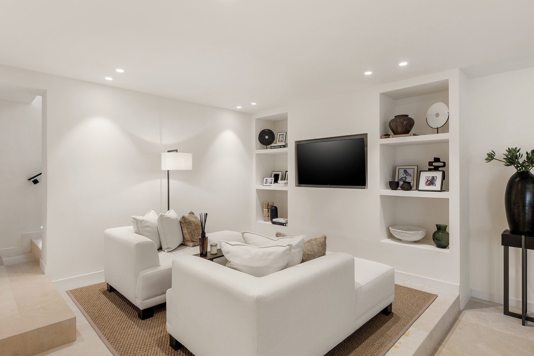  Image of Villa - 4 Bedrooms - 5 Bathrooms for sale in Malaga-Marbella-Spain, Image 17