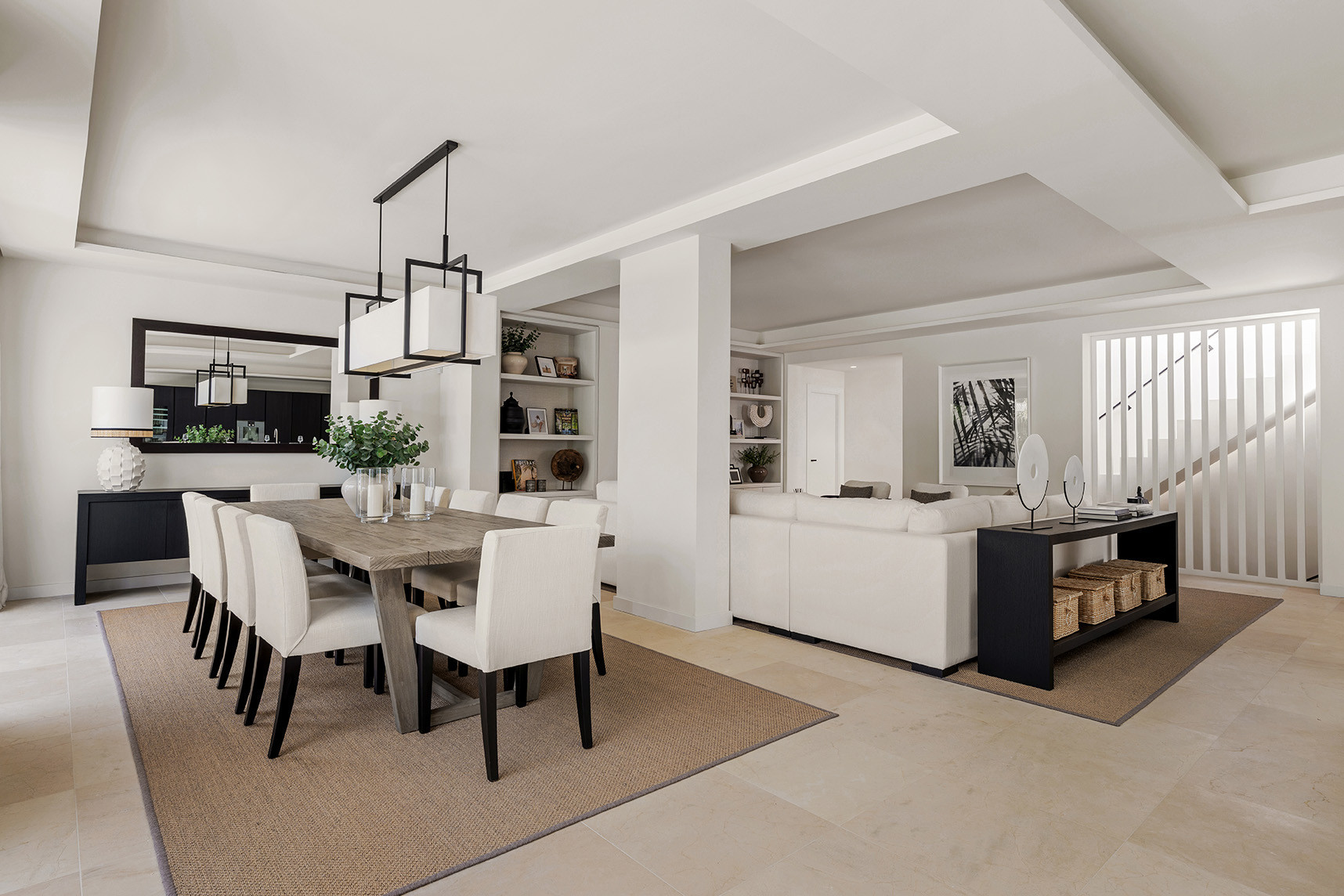  Image of Villa - 4 Bedrooms - 5 Bathrooms for sale in Malaga-Marbella-Spain, Image 7