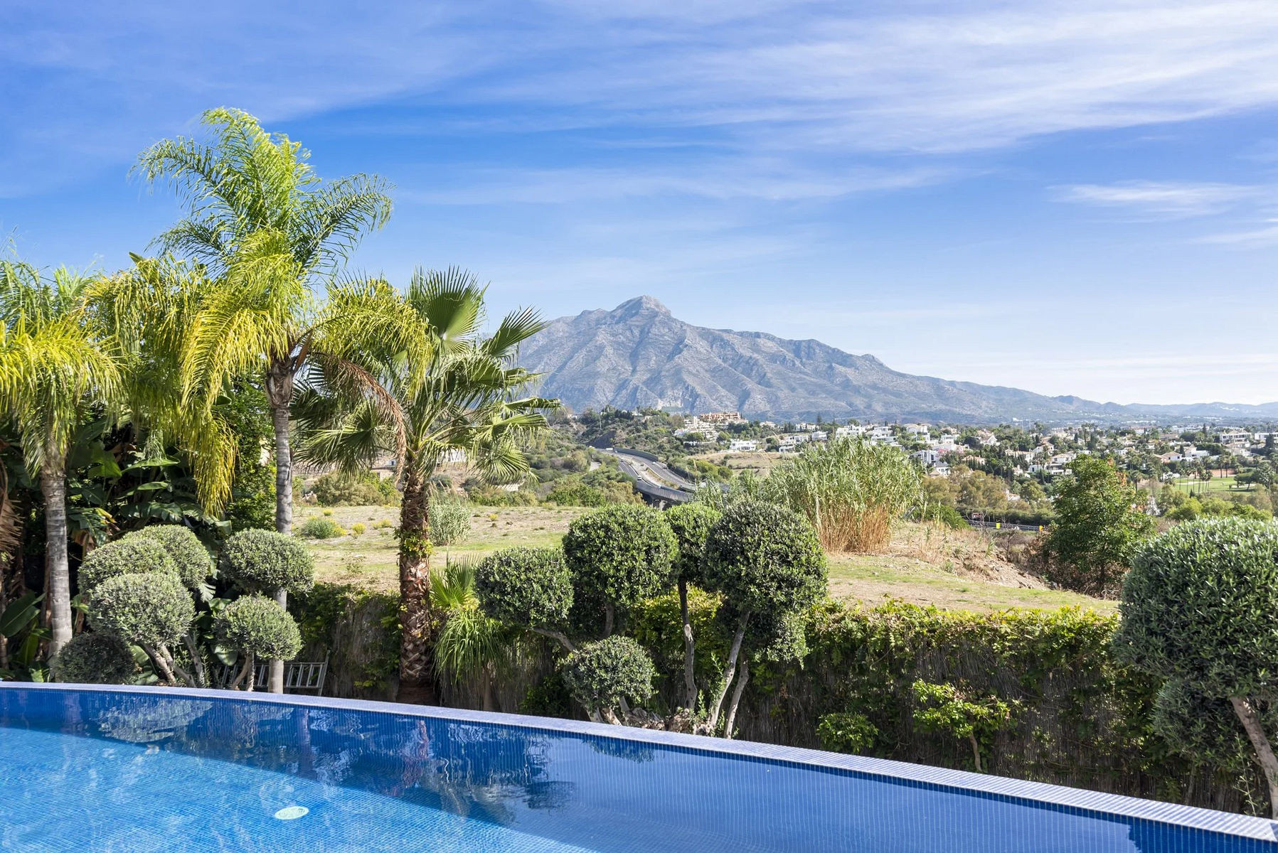  Image of Villa - 3 Bedrooms - 3 Bathrooms for sale in Malaga-Benahavis-Spain, Image 36