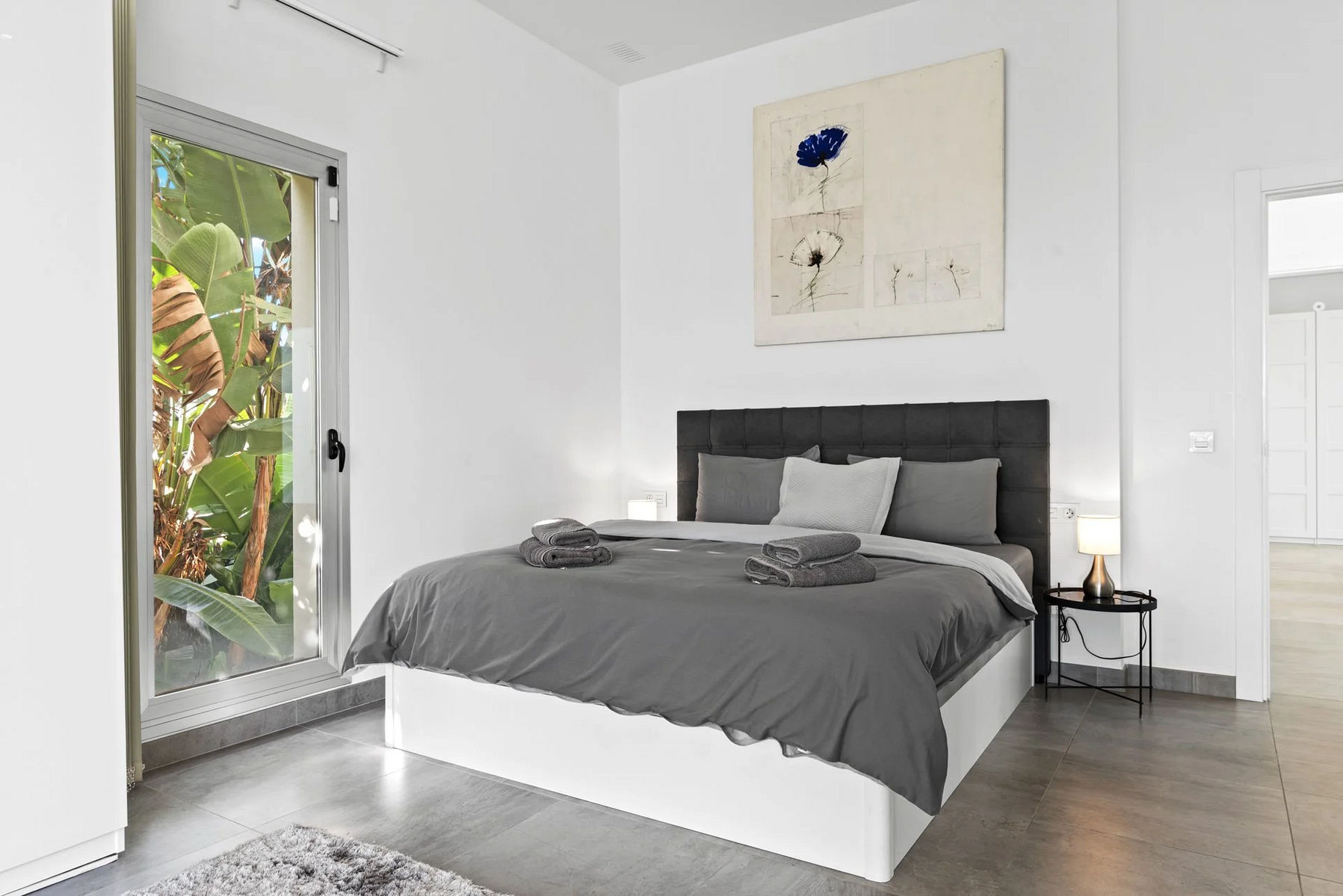  Image of Villa - 3 Bedrooms - 3 Bathrooms for sale in Malaga-Benahavis-Spain, Image 24