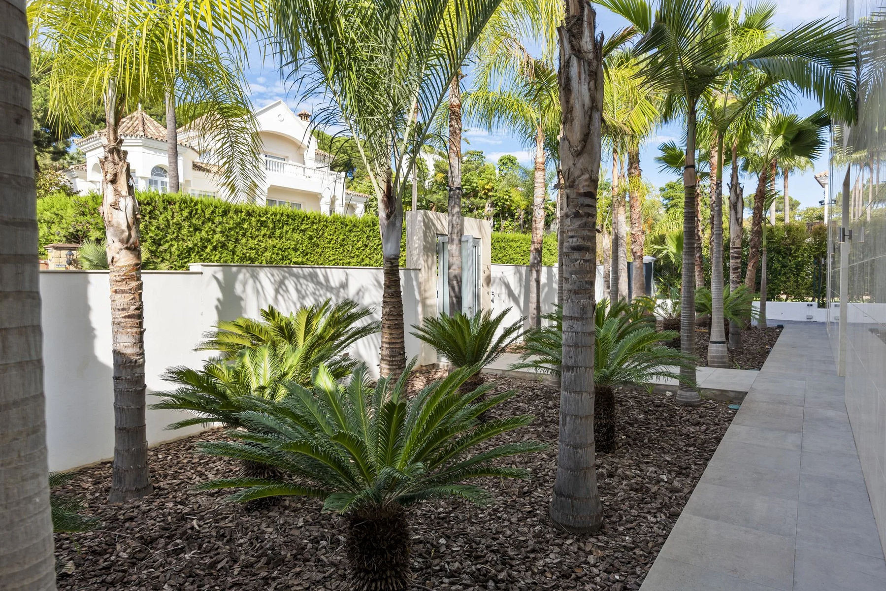  Image of Villa - 3 Bedrooms - 3 Bathrooms for sale in Malaga-Benahavis-Spain, Image 40
