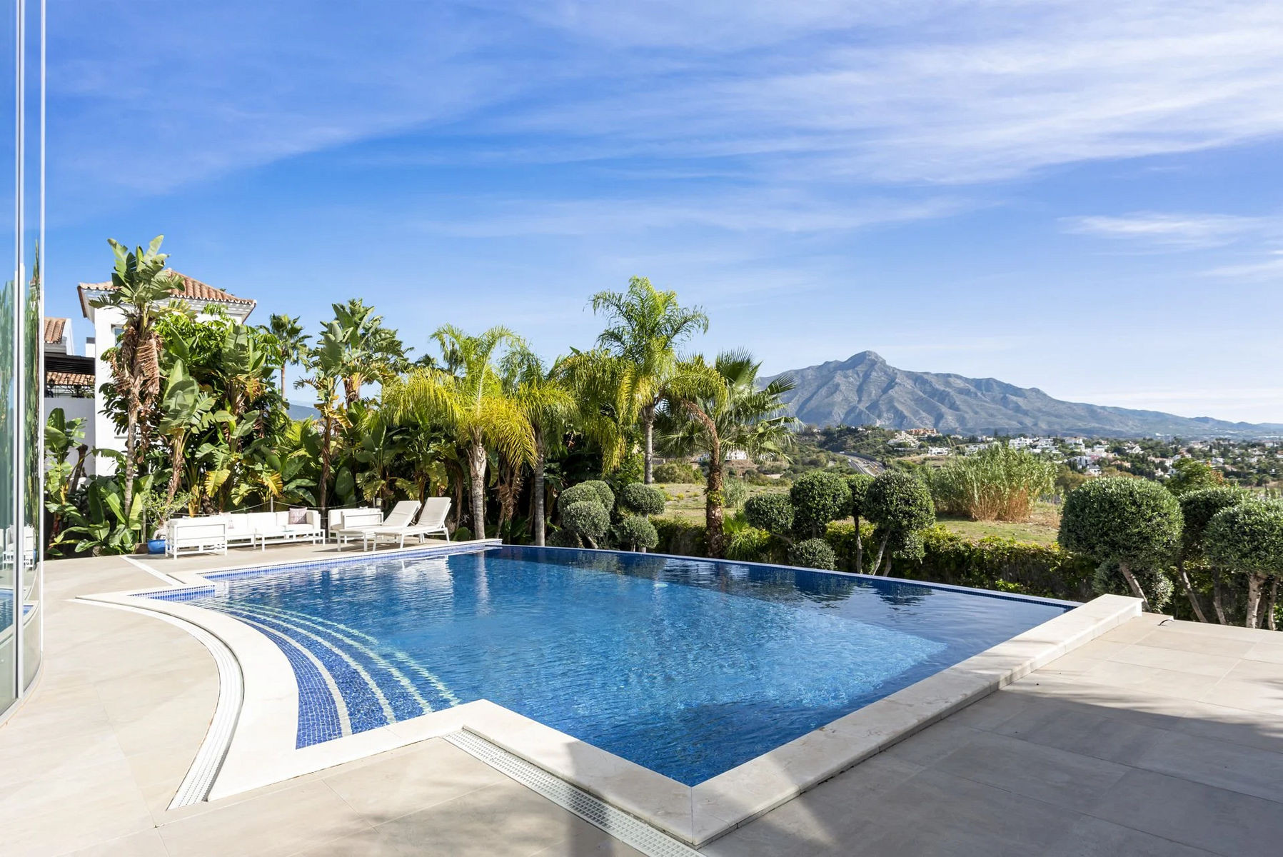  Image of Villa - 3 Bedrooms - 3 Bathrooms for sale in Malaga-Benahavis-Spain, Image 34