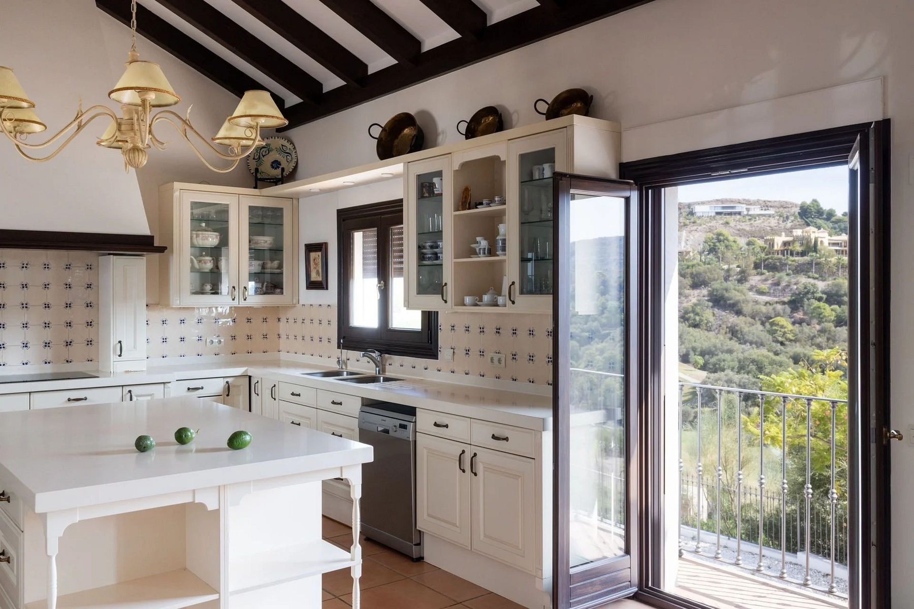 Image of Villa - 5 Bedrooms - 6 Bathrooms for Sale in Malaga-Benahavis-Spain, Image 4