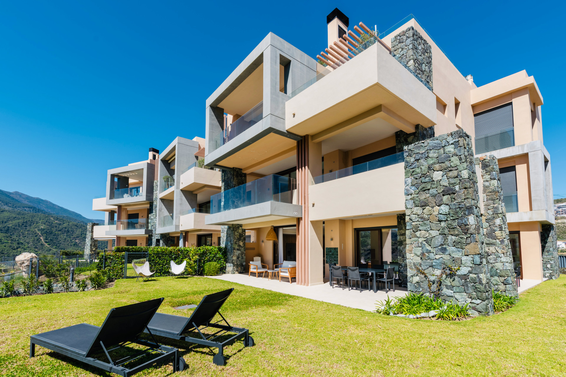  Image of Ground Floor Apartment - 3 Bedrooms - 2 Bathrooms for sale in Malaga-Benahavis-Spain, Image 58