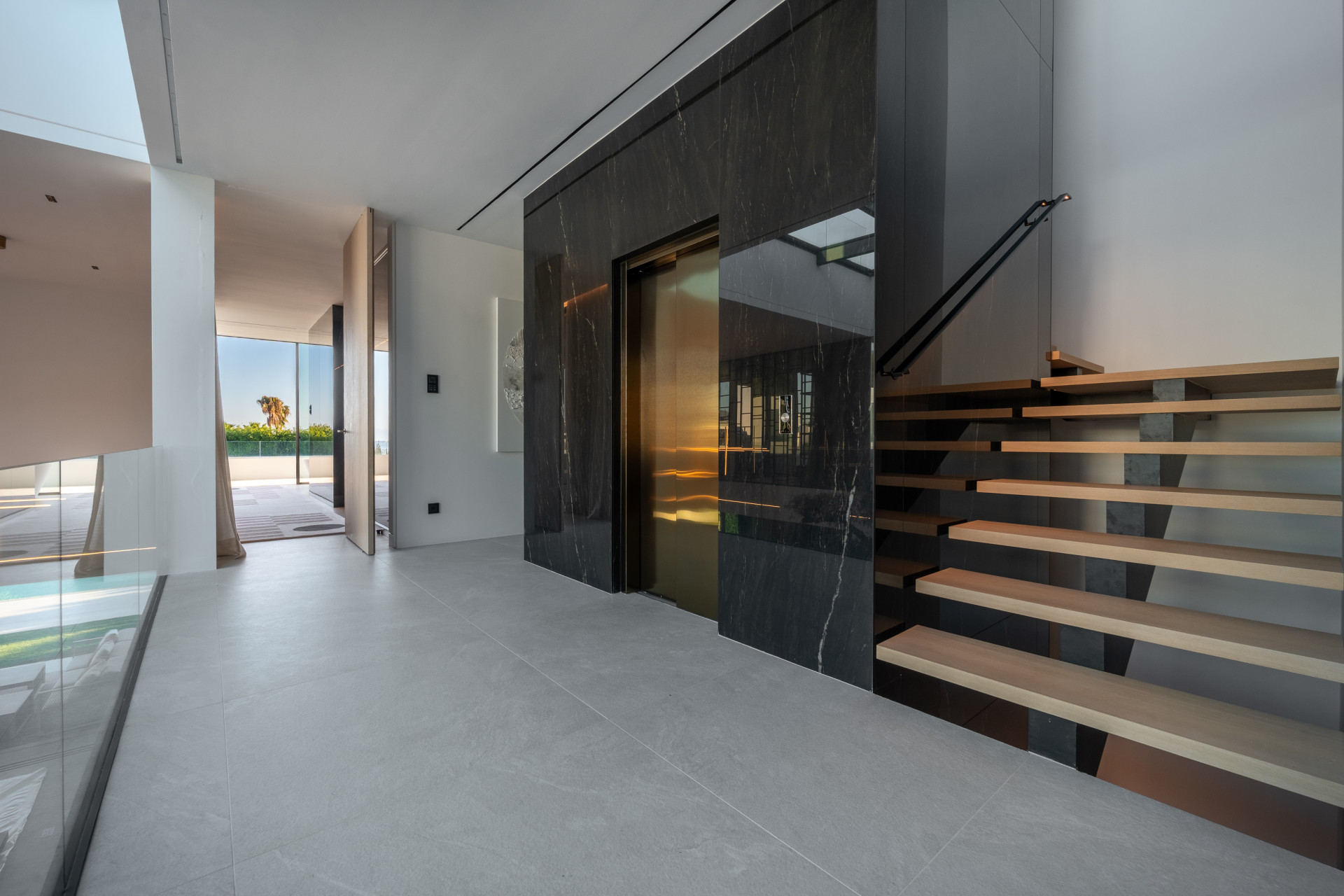  Image of Villa - 5 Bedrooms - 5 Bathrooms for sale in Malaga-Marbella-Spain, Image 8