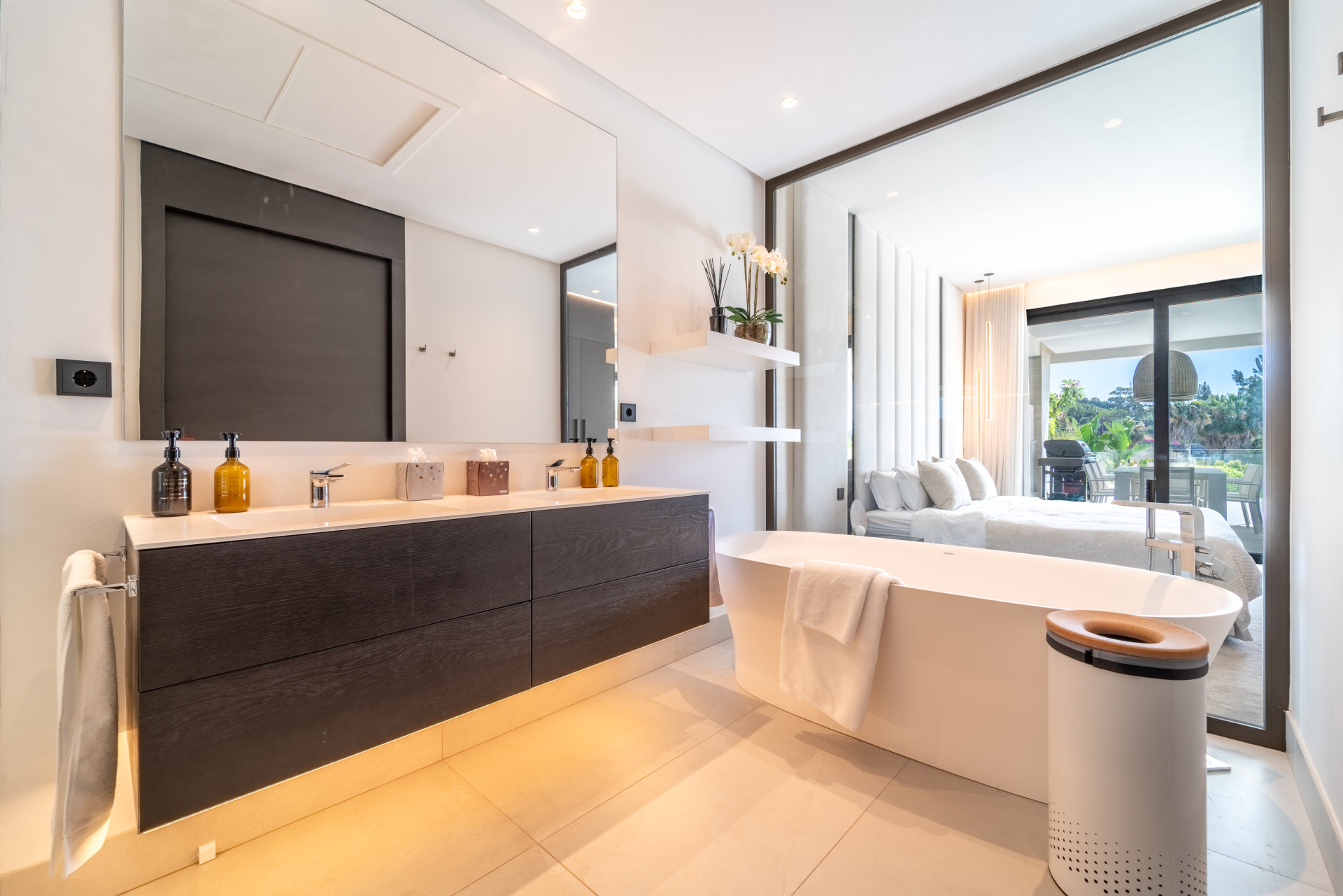  Image of Ground Floor Duplex - 4 Bedrooms - 4 Bathrooms for sale in Malaga-Marbella-Spain, Image 15