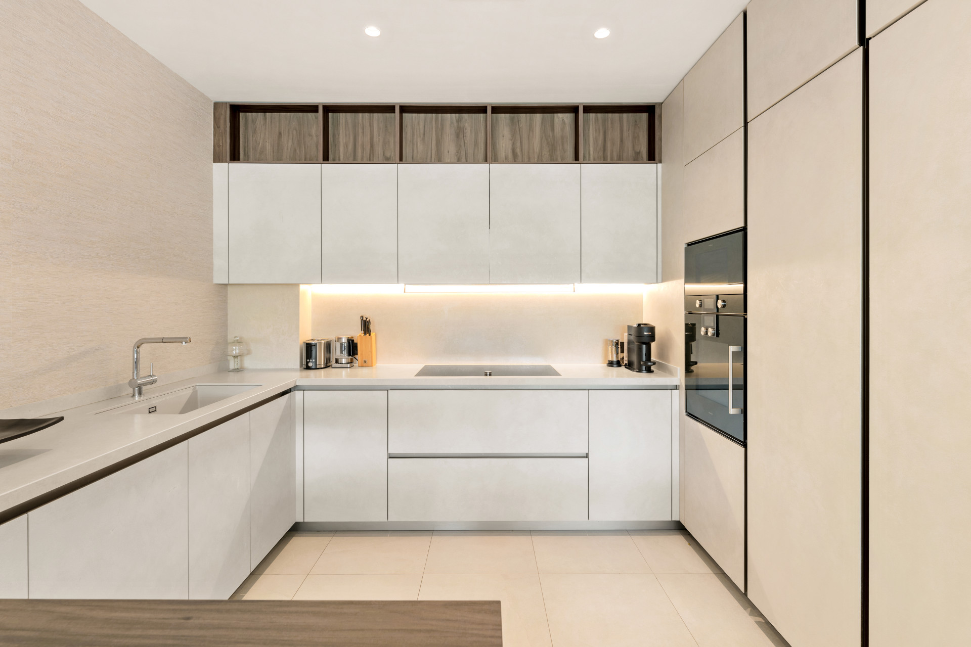  Image of Ground Floor Duplex - 4 Bedrooms - 4 Bathrooms for sale in Malaga-Marbella-Spain, Image 7