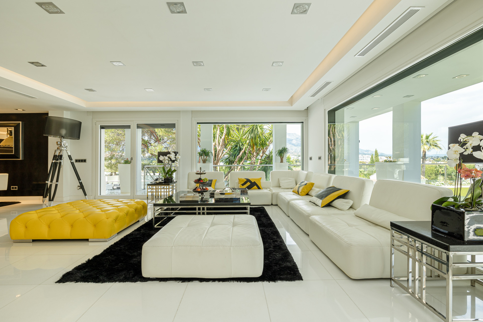 Image of Villa - 7 Bedrooms - 7 Bathrooms for Sale in Malaga-Marbella-Spain, Image 4