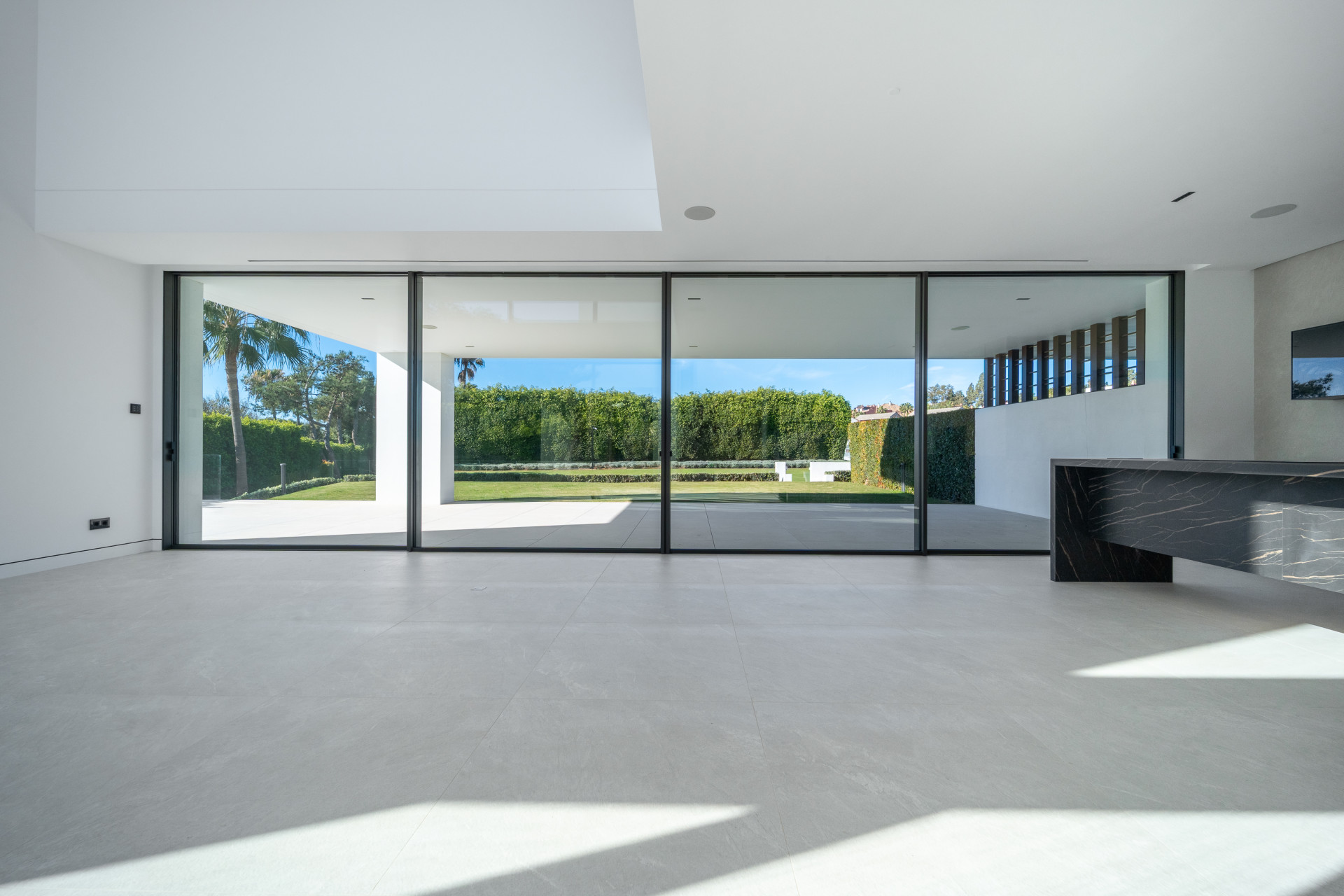 Image of Villa - 3 Bedrooms - 3 Bathrooms for Sale in Malaga-Marbella-Spain, Image 4