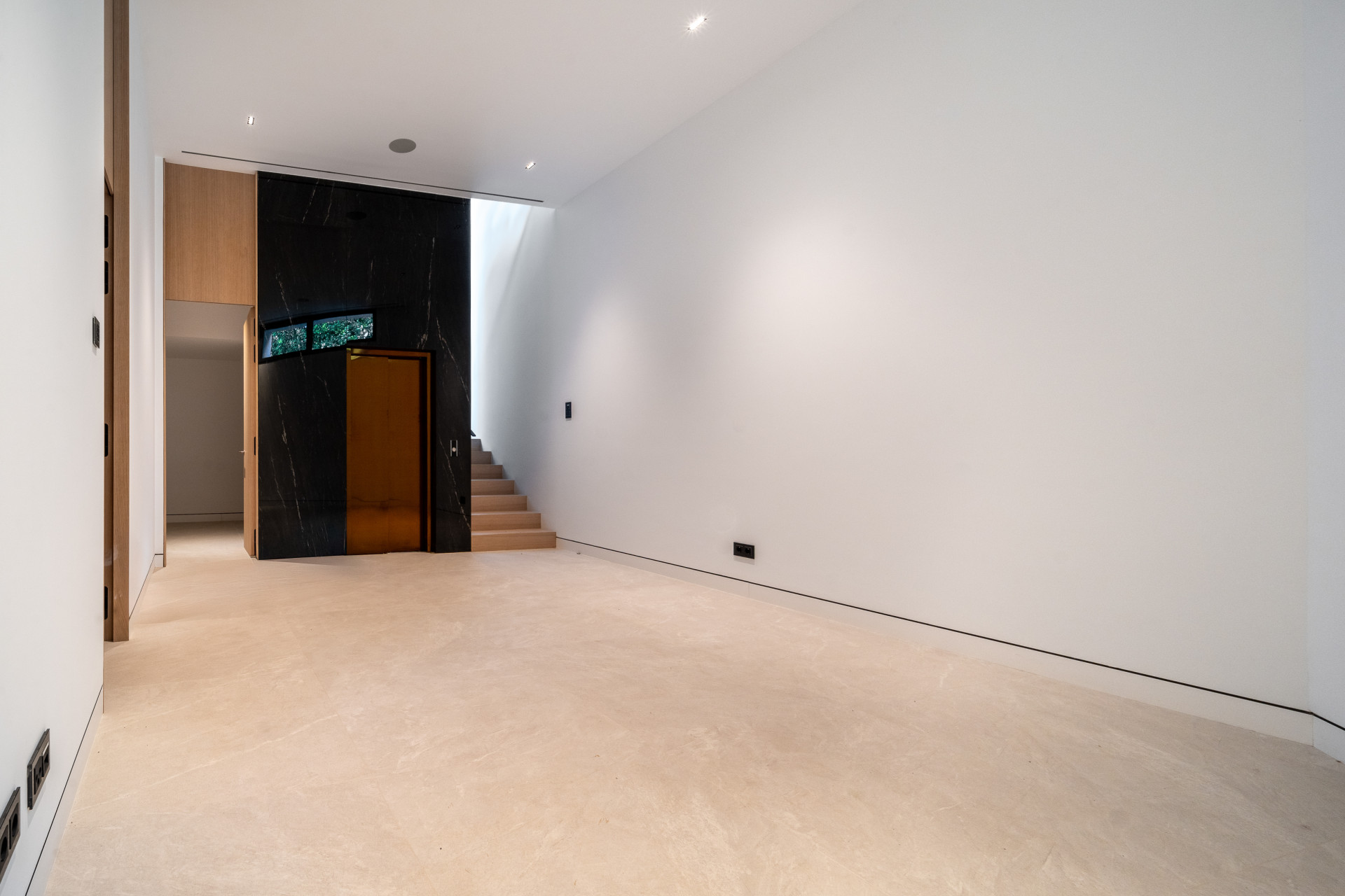  Image of Villa - 3 Bedrooms - 3 Bathrooms for sale in Malaga-Marbella-Spain, Image 12