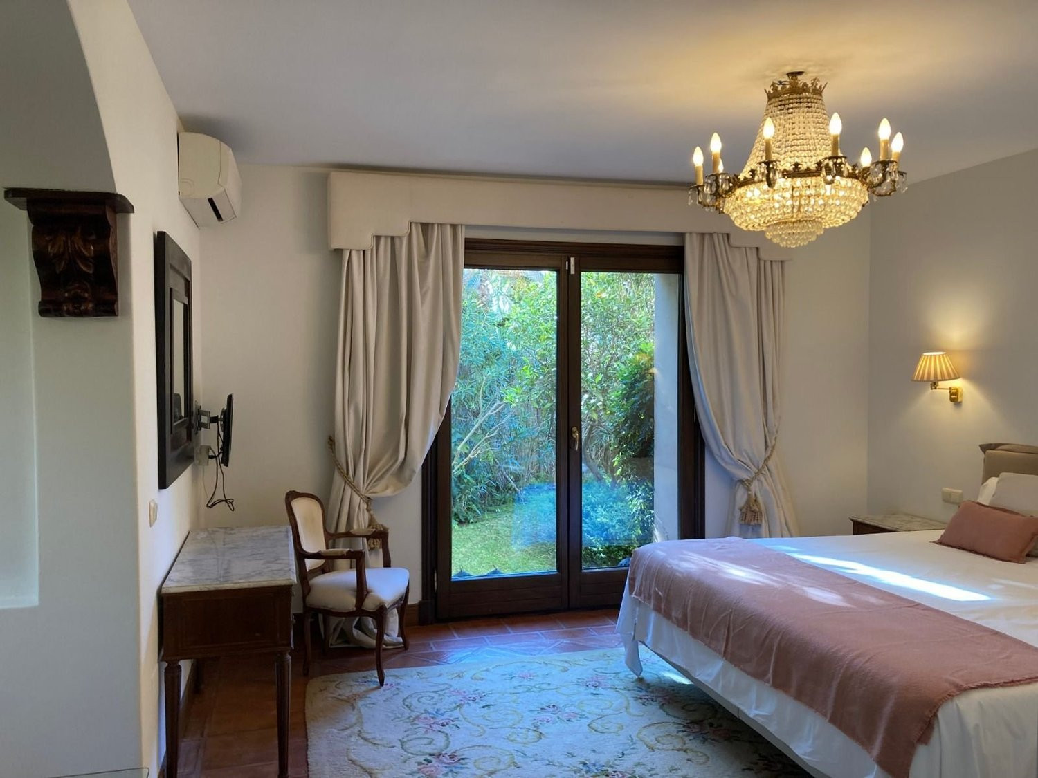  Image of Villa - 5 Bedrooms - 5 Bathrooms for sale in Malaga-Marbella-Spain, Image 42